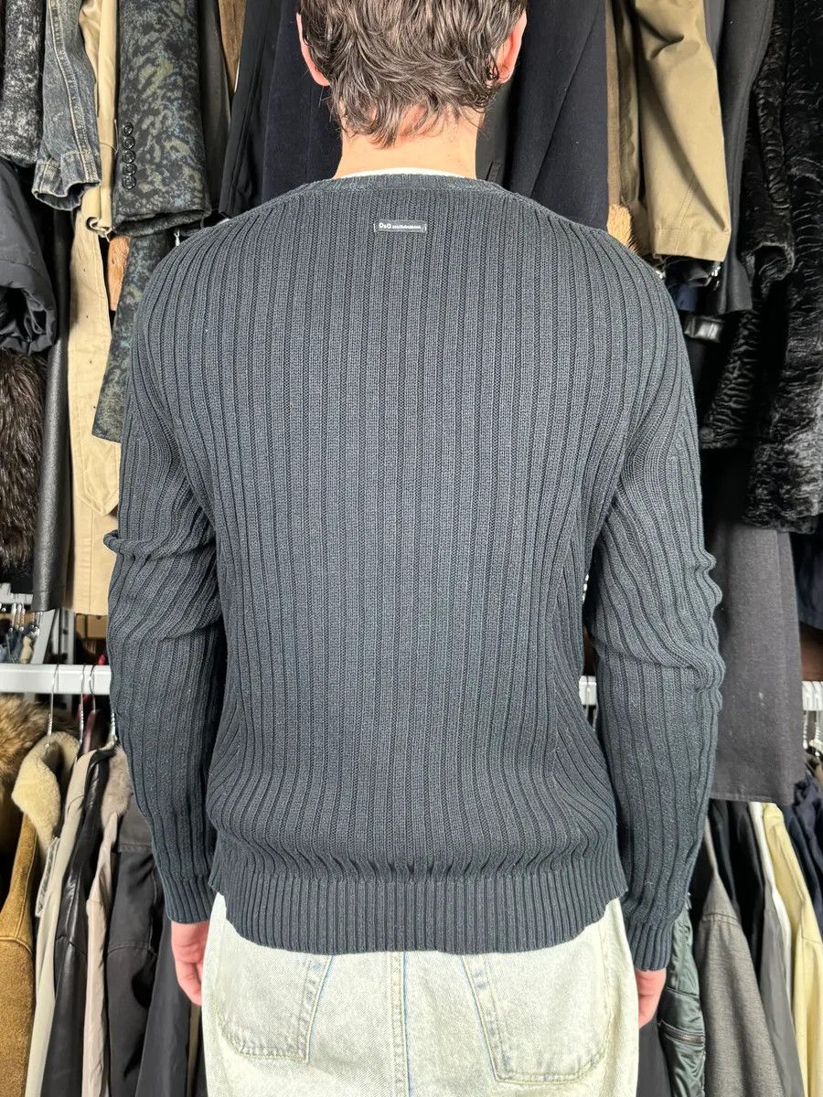 Dolce & Gabbana 2000s Dolce & Gabbana Navy Wool Sweater Size US S / EU 44-46 / 1 - 3 Thumbnail