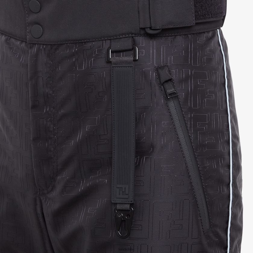 Fendi o1loc1c0824 Ski Trousers in Black Size US 32 / EU 48 - 3 Thumbnail