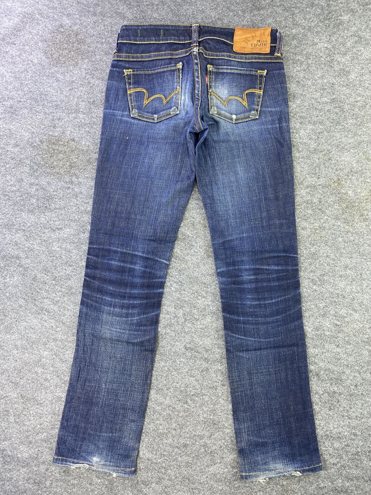 Edwin Miss Edwin Blue Wash Jeans - J850 Size 30" / US 8 / IT 44 - 2 Thumbnail