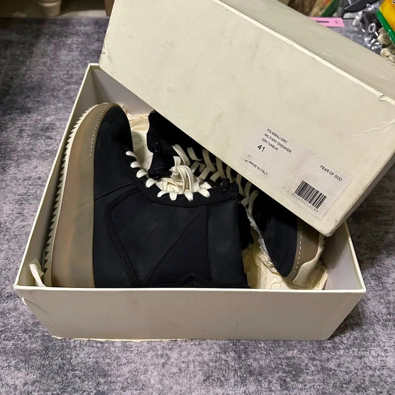 Fear of God Fear of God The first generation of rubber-soled military Size US 8 / EU 41 - 7 Thumbnail