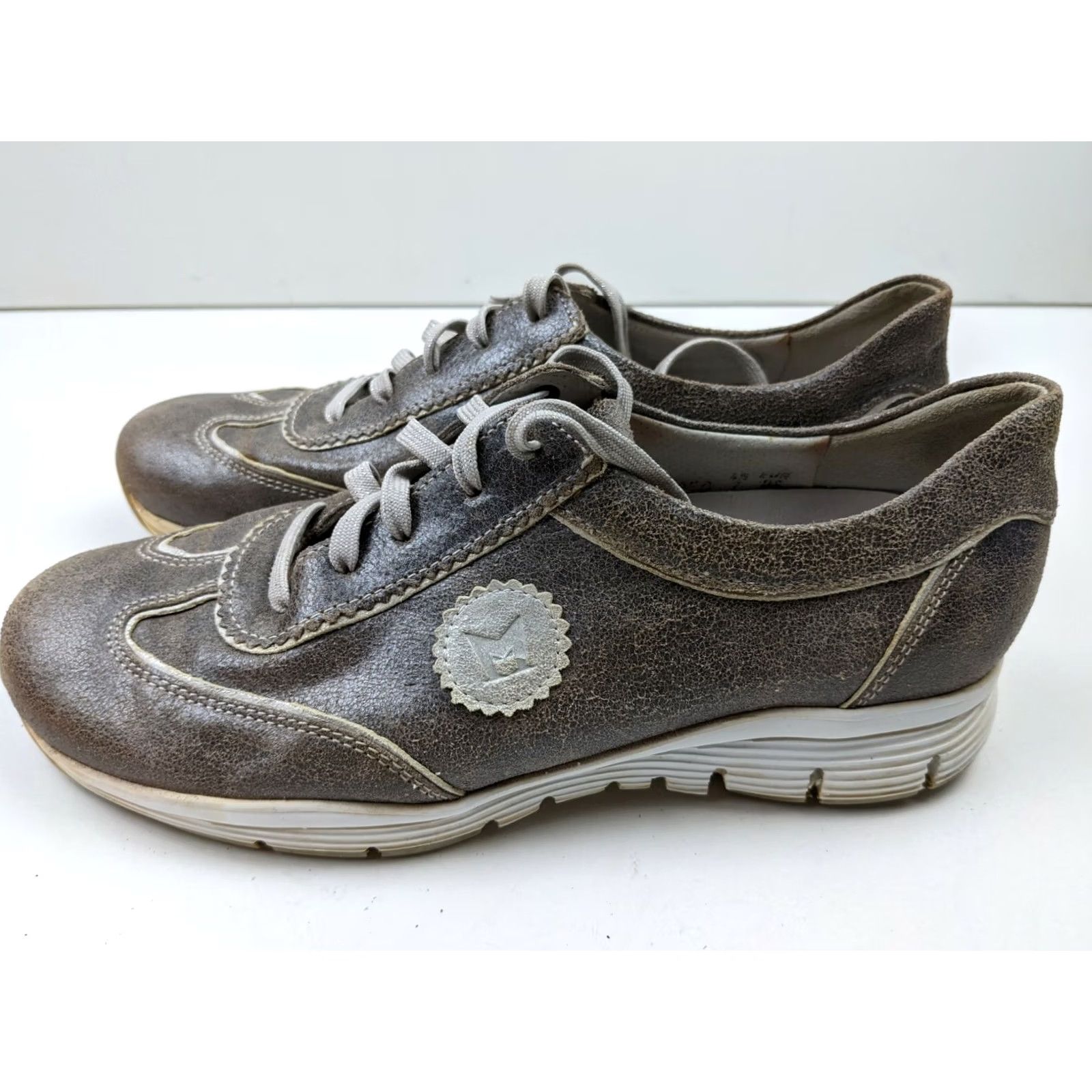 Mephisto Mephisto Runoff Air Jet Sneakers Women's Silver Crackled Leather Lace Up Sz US 7 Sneaker Walking Comfort Size US 7 / IT 37 - 5 Thumbnail