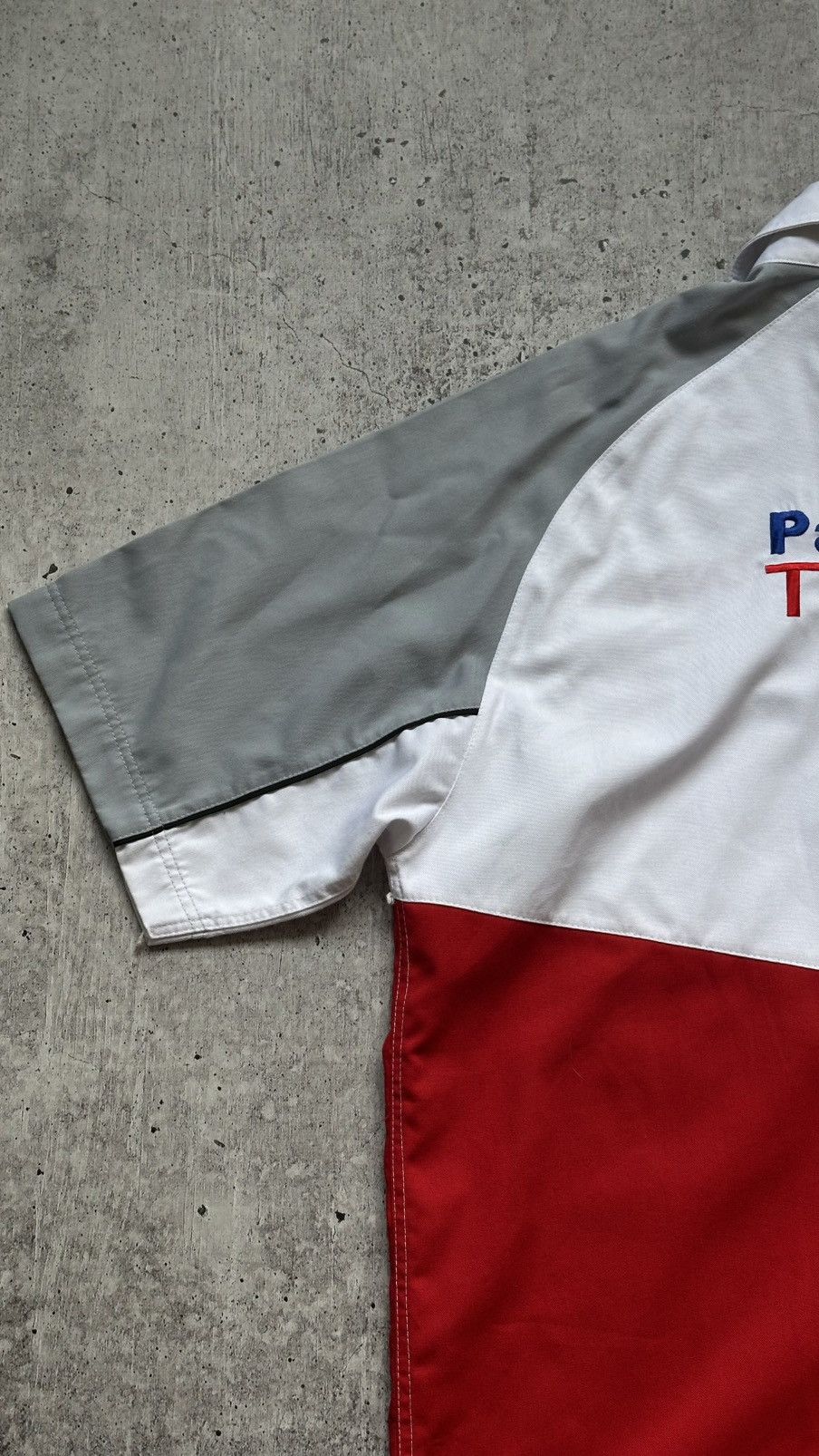 Formula 1 Vintage Toyota Racing Pit Crew Team Shirt F1 Size US XL / EU 56 / 4 - 13 Thumbnail