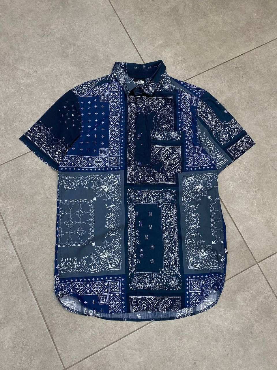 The North Face The North Face Bandana Patchwork SS Buttons Shirt Size US S / EU 44-46 / 1 - 1 Thumbnail