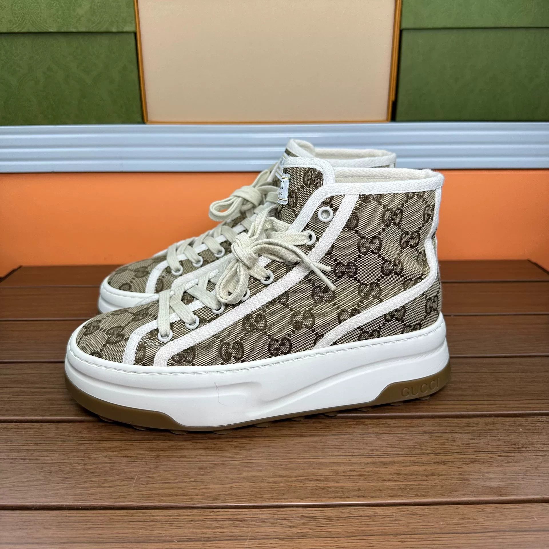 Gucci Gucci Brown Hitop Sneakers it_37 Women Size US 7 / IT 37 - 1 Thumbnail