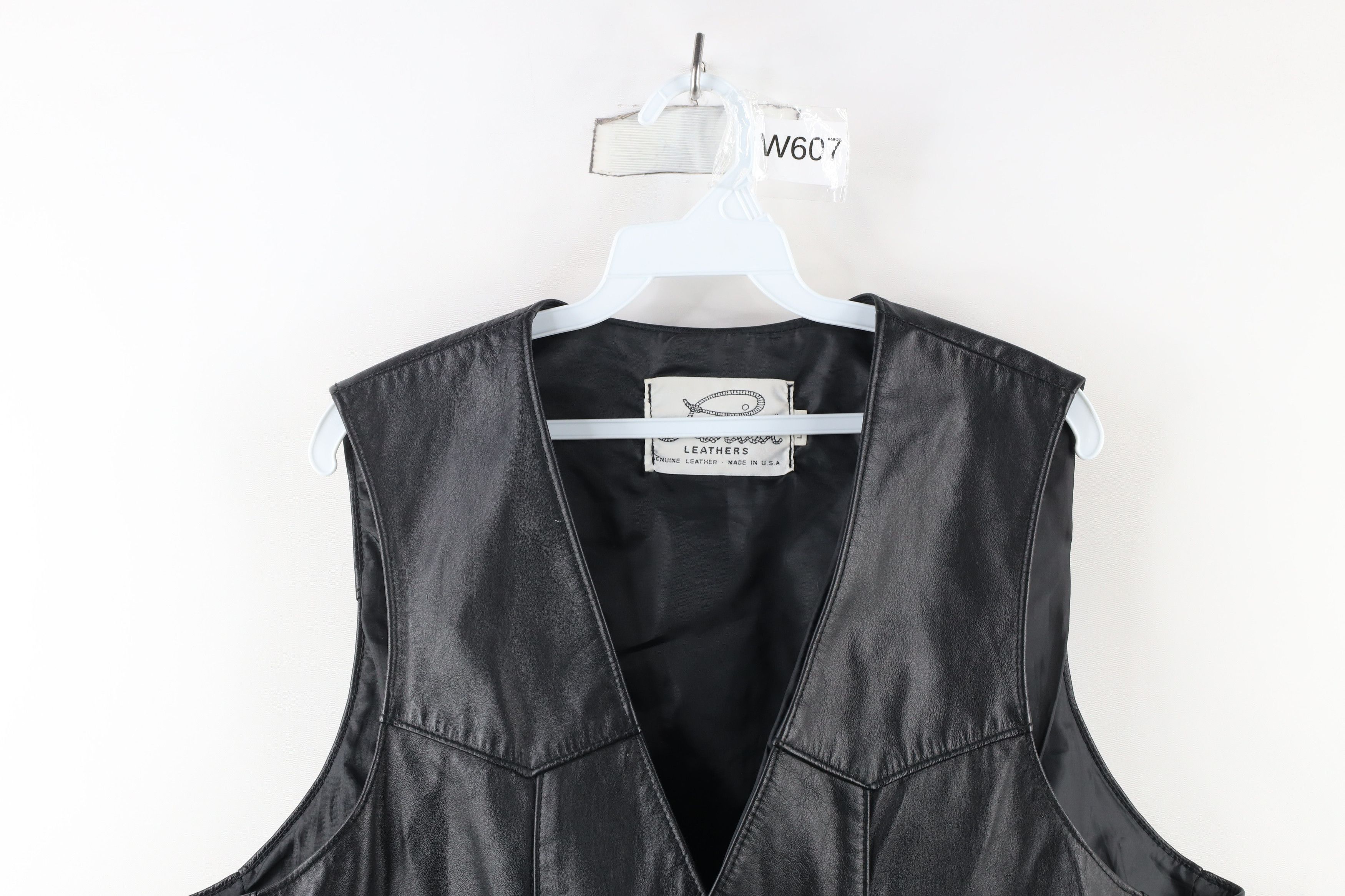 Vintage Vintage 70s Streetwear Leather Button Vest Jacket Black USA Size US L / EU 52-54 / 3 - 2 Thumbnail