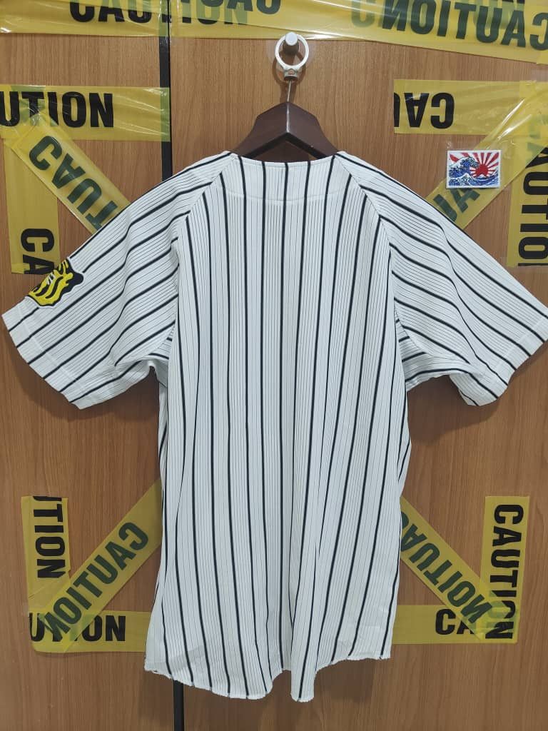 Vintage Vintage Hanshin Tigers baseball jersey made japan descente Size US XL / EU 56 / 4 - 9 Thumbnail