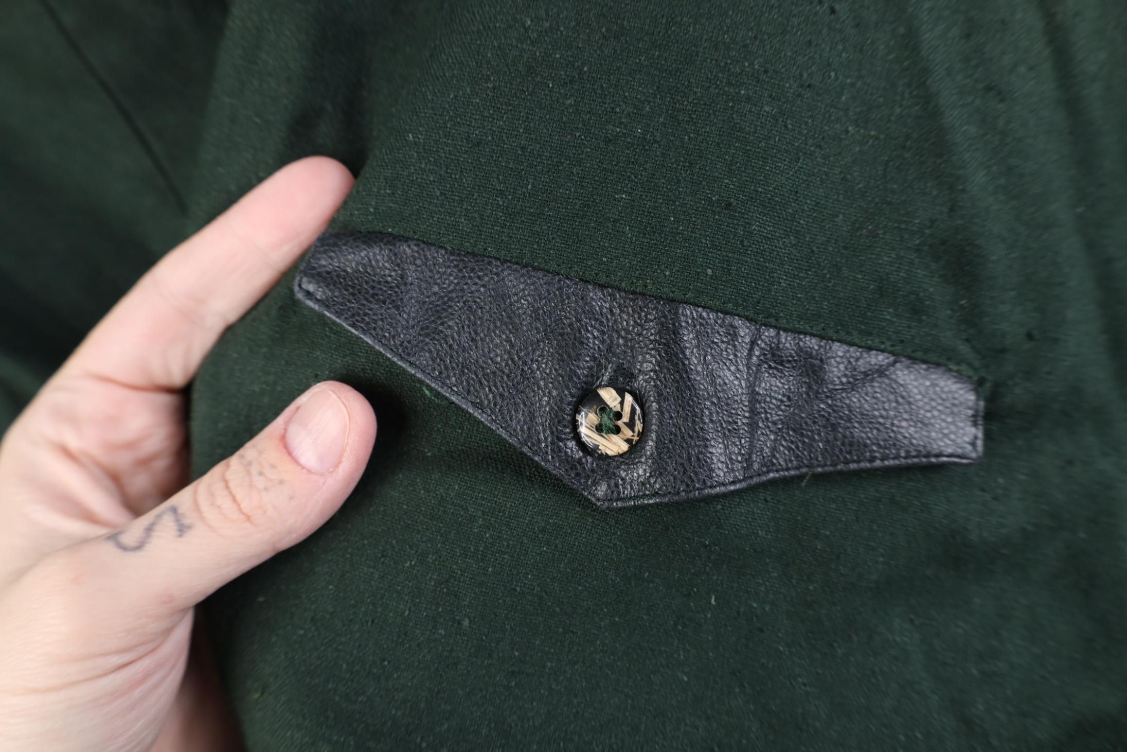Vintage Vintage 90s Streetwear Silk Baggy Short Sleeve Button Shirt Size US XL / EU 56 / 4 - 4 Thumbnail
