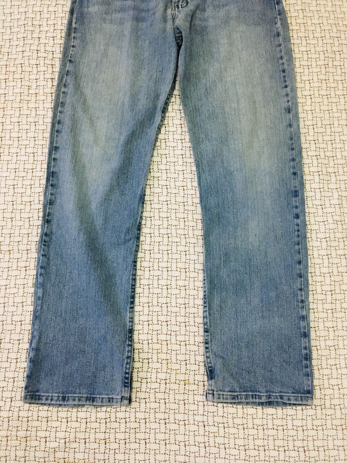 Japanese Brand × Wrangler Wrangler Regular Fit Jeans (16) Size US 33 - 13 Thumbnail