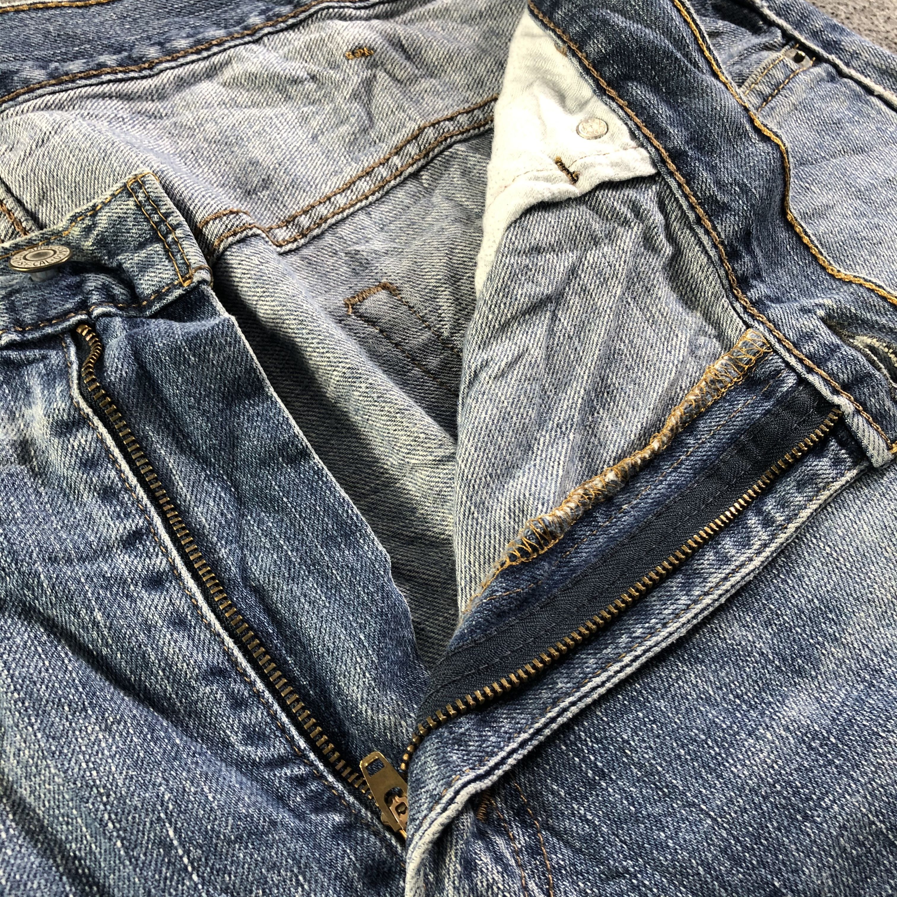 Levi's Vintage Blue Wash Levis 569 Jeans-J4107 Size US 43 - 8 Thumbnail