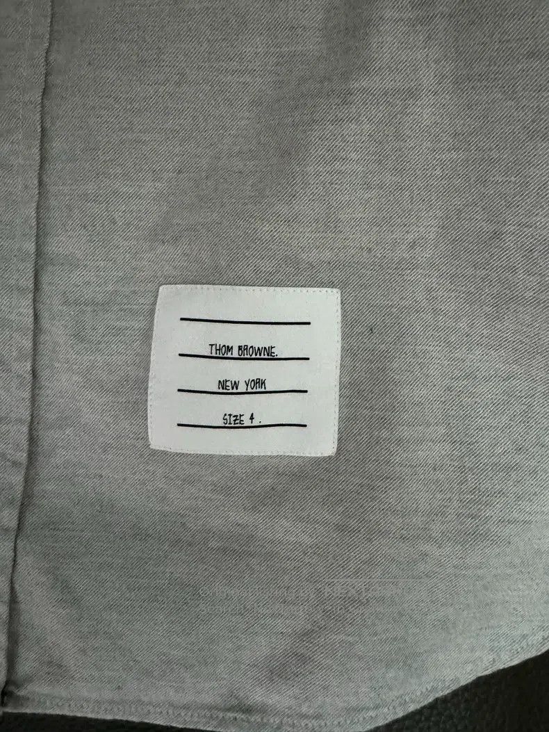 Thom Browne Thom Browne Long Sleeve Button Shirt Size US XL / EU 56 / 4 - 5 Thumbnail