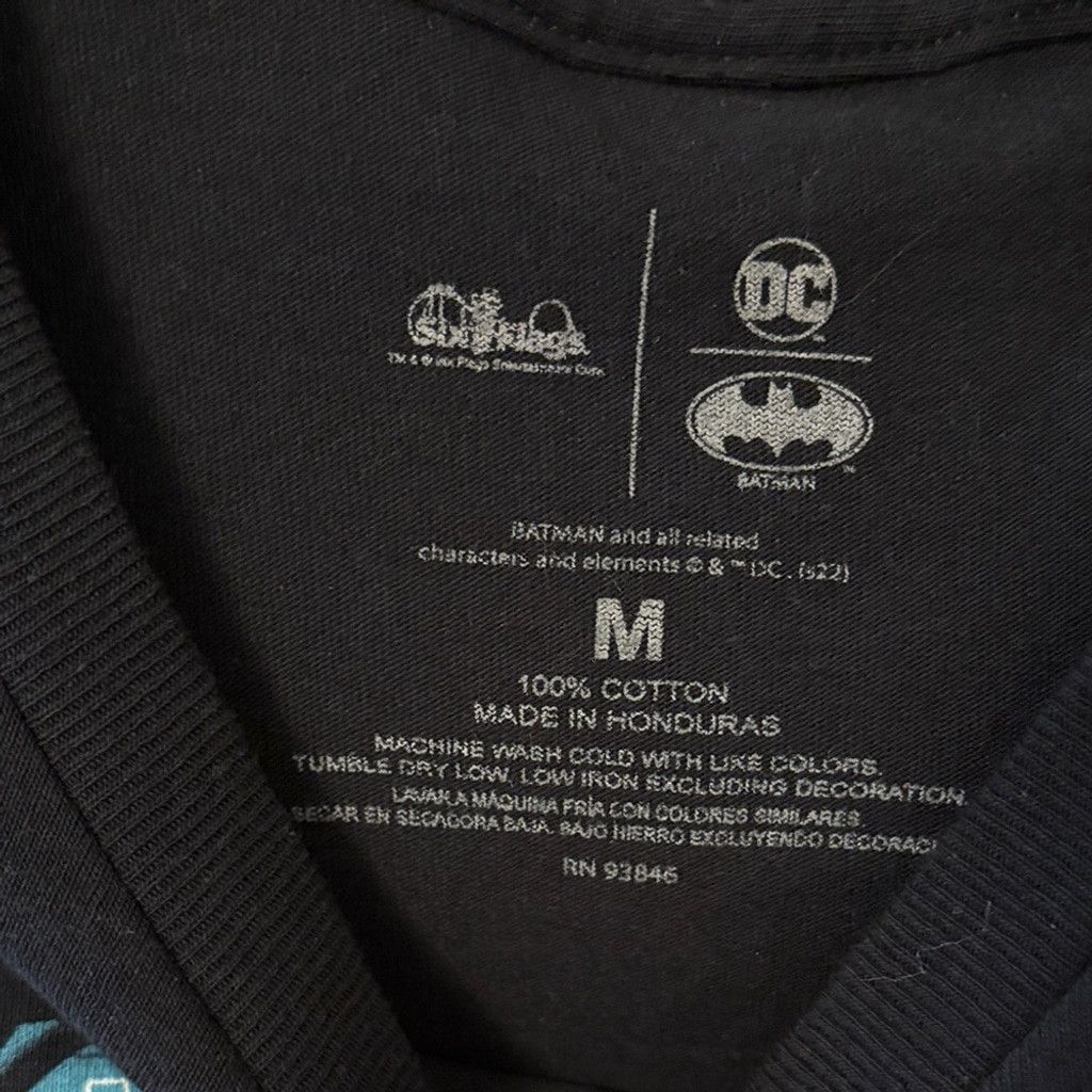 DC Comics DC Comics The Joker Black Tee Metallic Graphics Medium Shirt Size US M / EU 48-50 / 2 - 4 Thumbnail