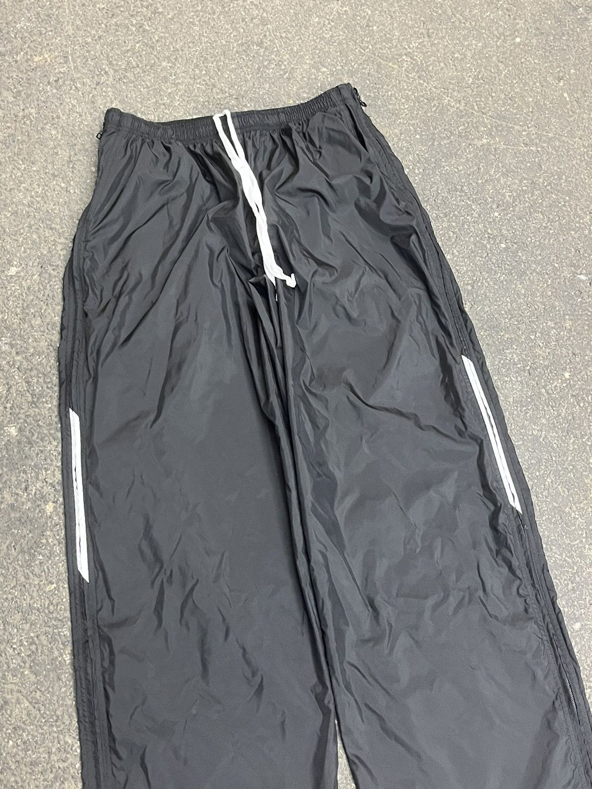 Nike × Vintage Nike track pants baggy fit wide leg y2k streetwear sporty Size US 32 / EU 48 - 3 Thumbnail