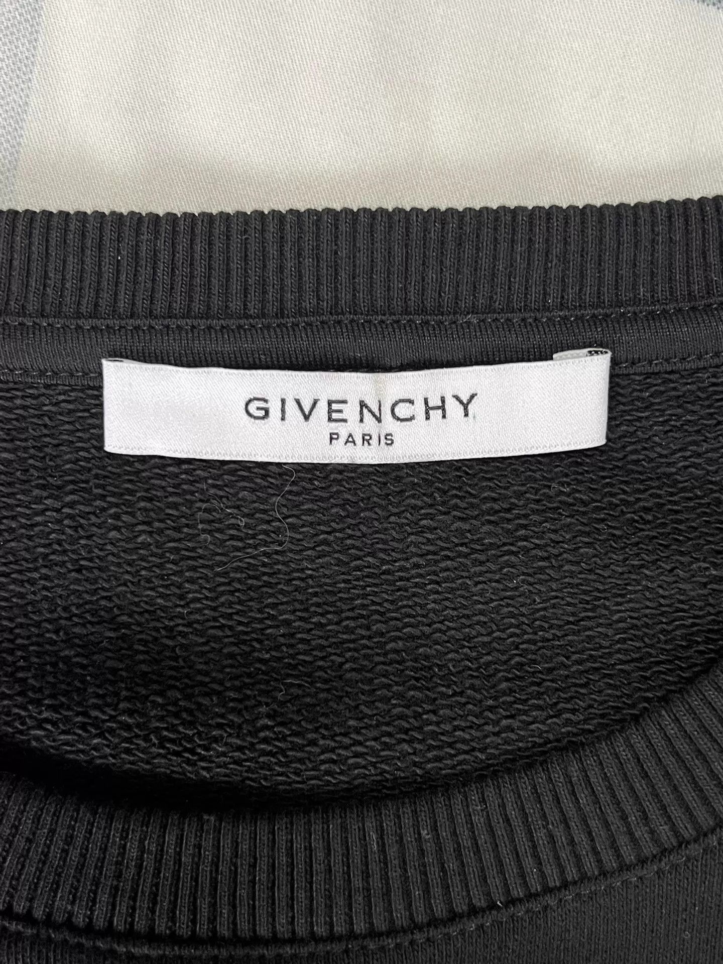 Givenchy Givenchy Men's Color Blocked Spirit Print M Sweatshirt Size US M / EU 48-50 / 2 - 7 Thumbnail