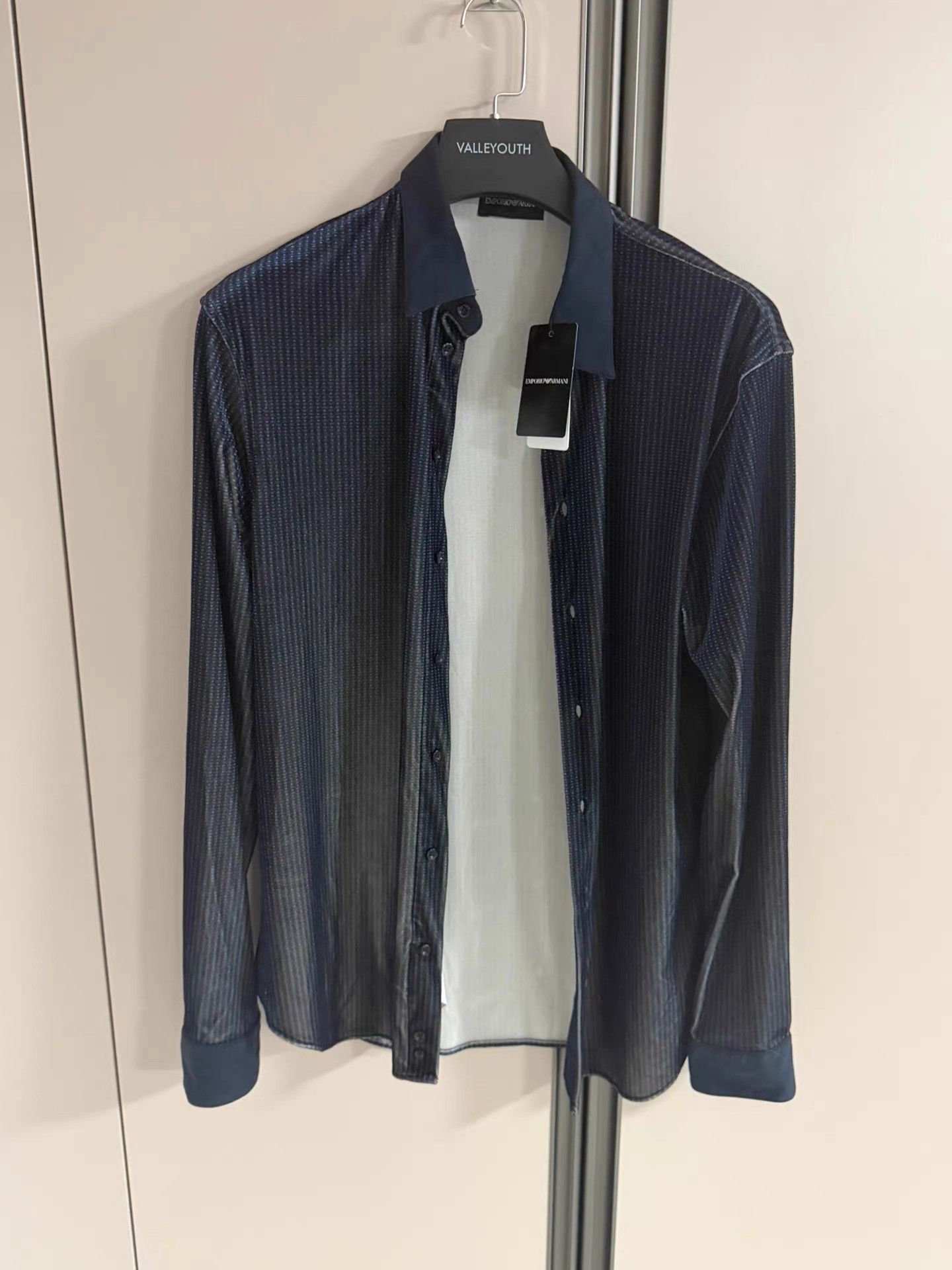 Emporio Armani EMPORIO ARMANI Velvet Shirt K18 Size US XS / EU 42 / 0 - 1 Thumbnail