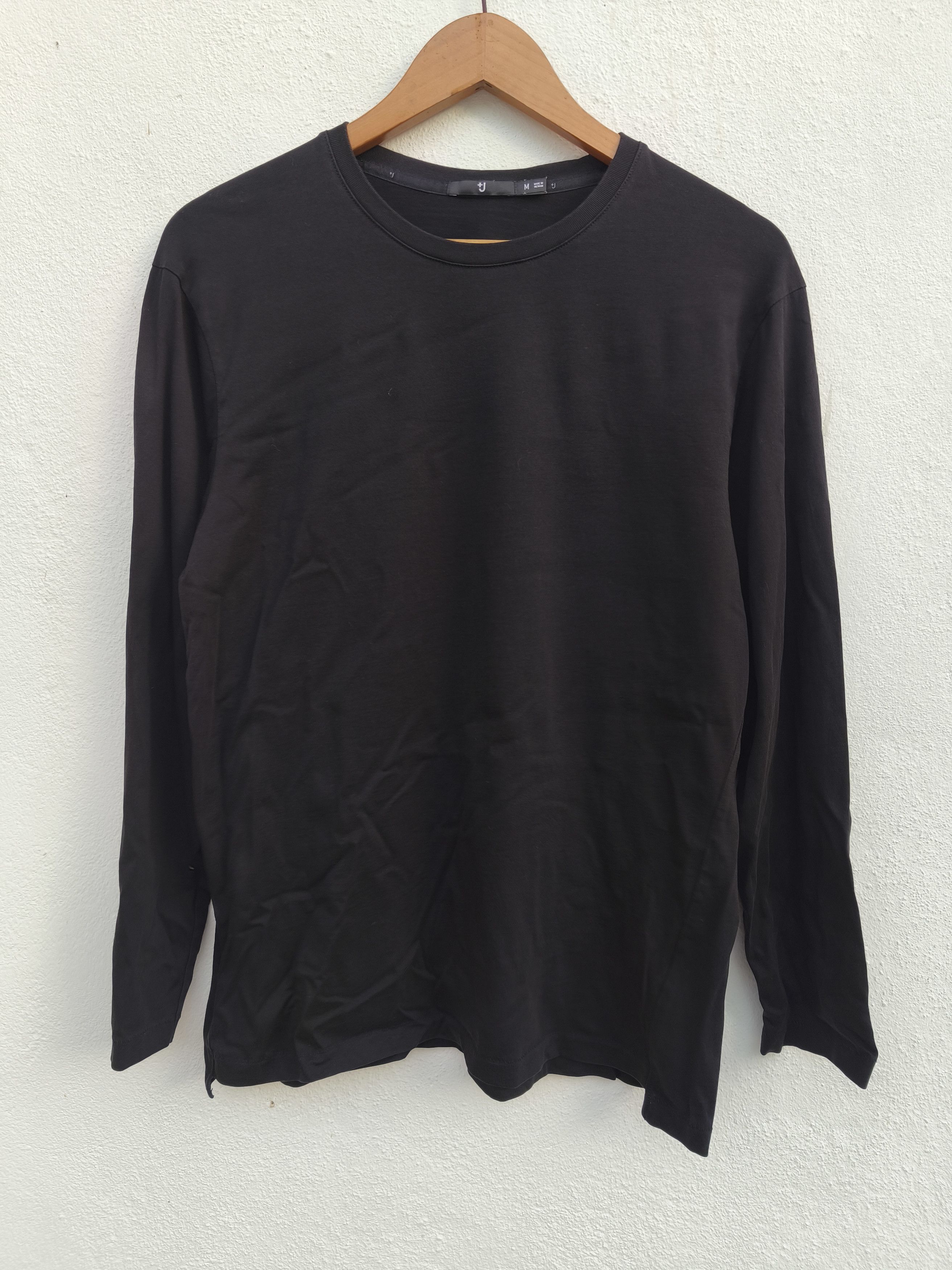 Jil Sander X Uniqlo plain minimalist long sleeve tees