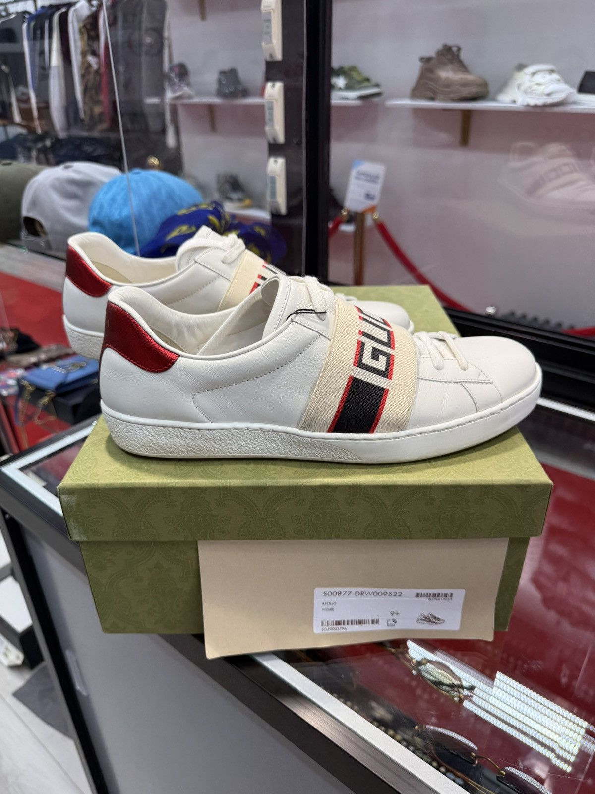 Gucci Gucci Men sneakers size 9 Size US 9 / EU 42 - 2 Thumbnail