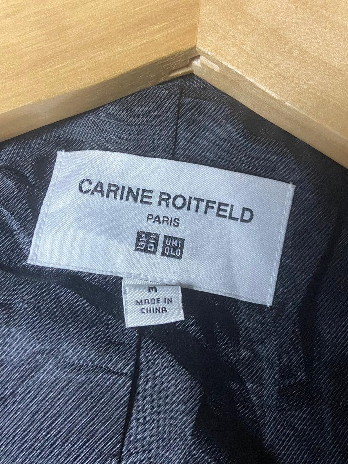 Uniqlo Uniqlo x Carine Roitfeld Paris Crocodile Embossed Coat (152) Size M / US 6-8 / IT 42-44 - 8 Thumbnail