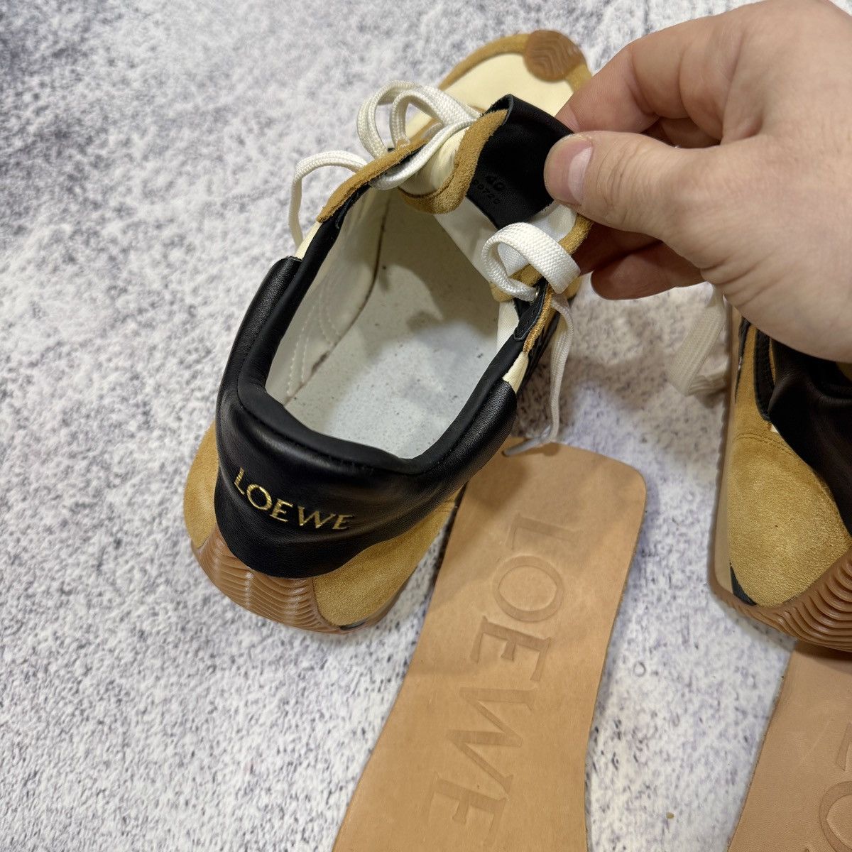 Loewe Loewe Flow Runner Honey Tan Suede Leather Sneakers US10 UK7 Size US 10 / IT 40 - 16 Thumbnail