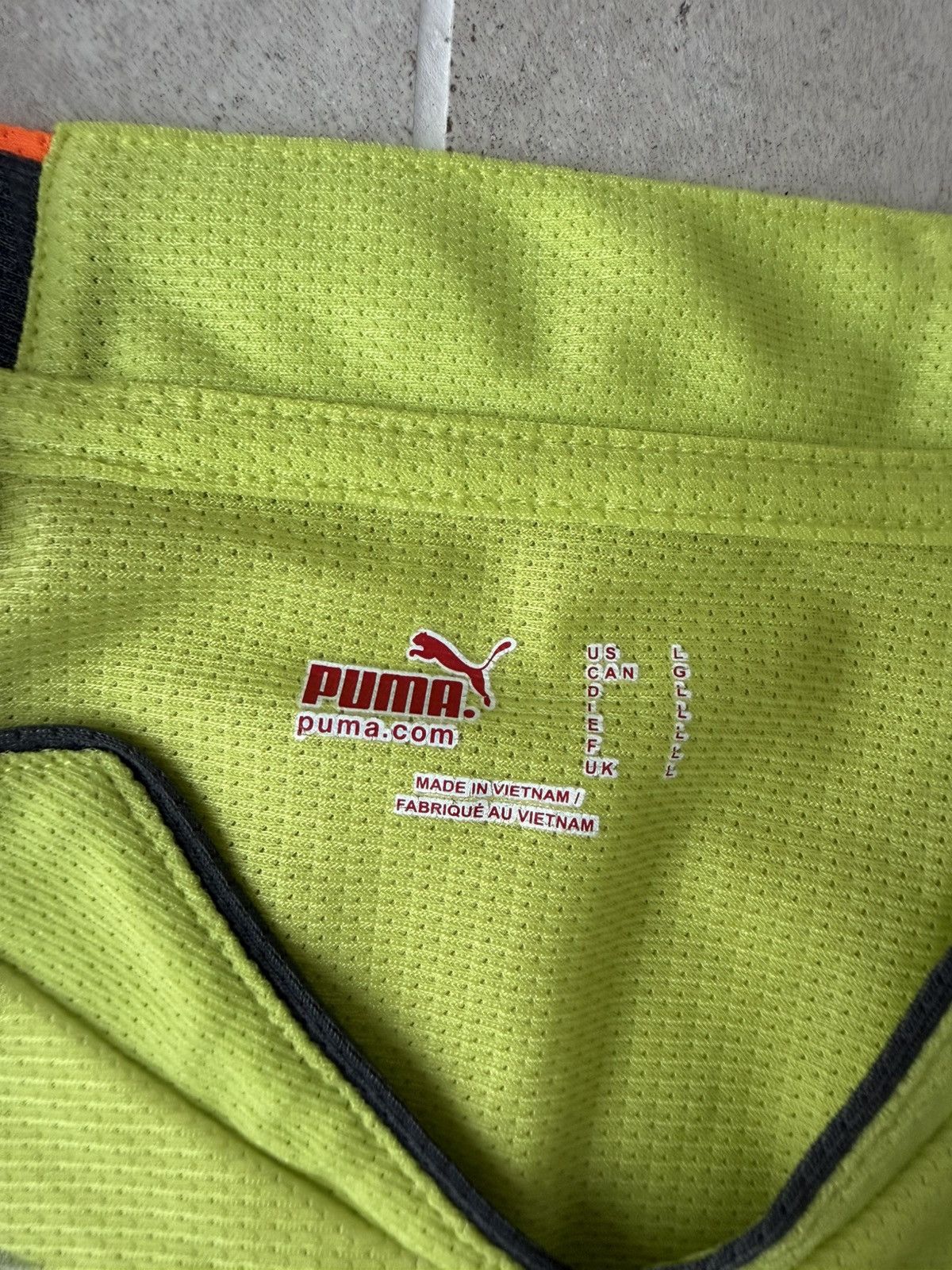 Puma Switzerland Goalkeeper Football Drycell Jersey Size US L / EU 52-54 / 3 - 4 Thumbnail