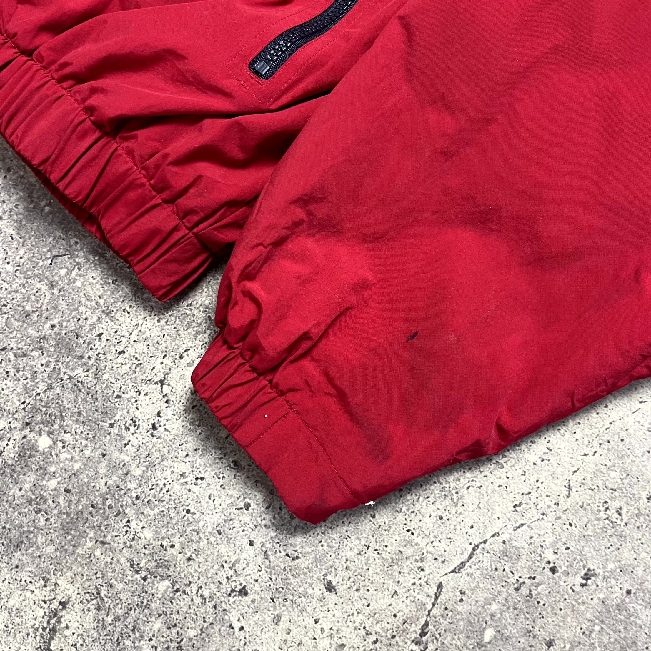 Eddie Bauer Eddie Bauer Nylon Polartec Red Bomber Jacket Size M Size US M / EU 48-50 / 2 - 3 Thumbnail