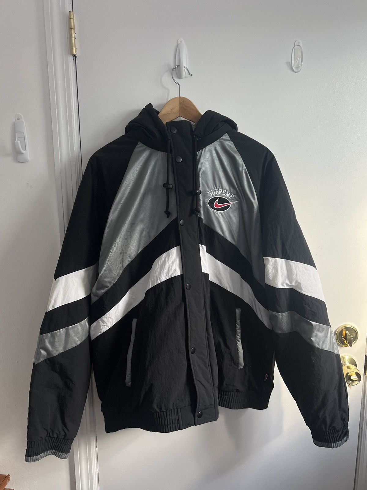 Supreme x nike hot sale hooded sport jacket