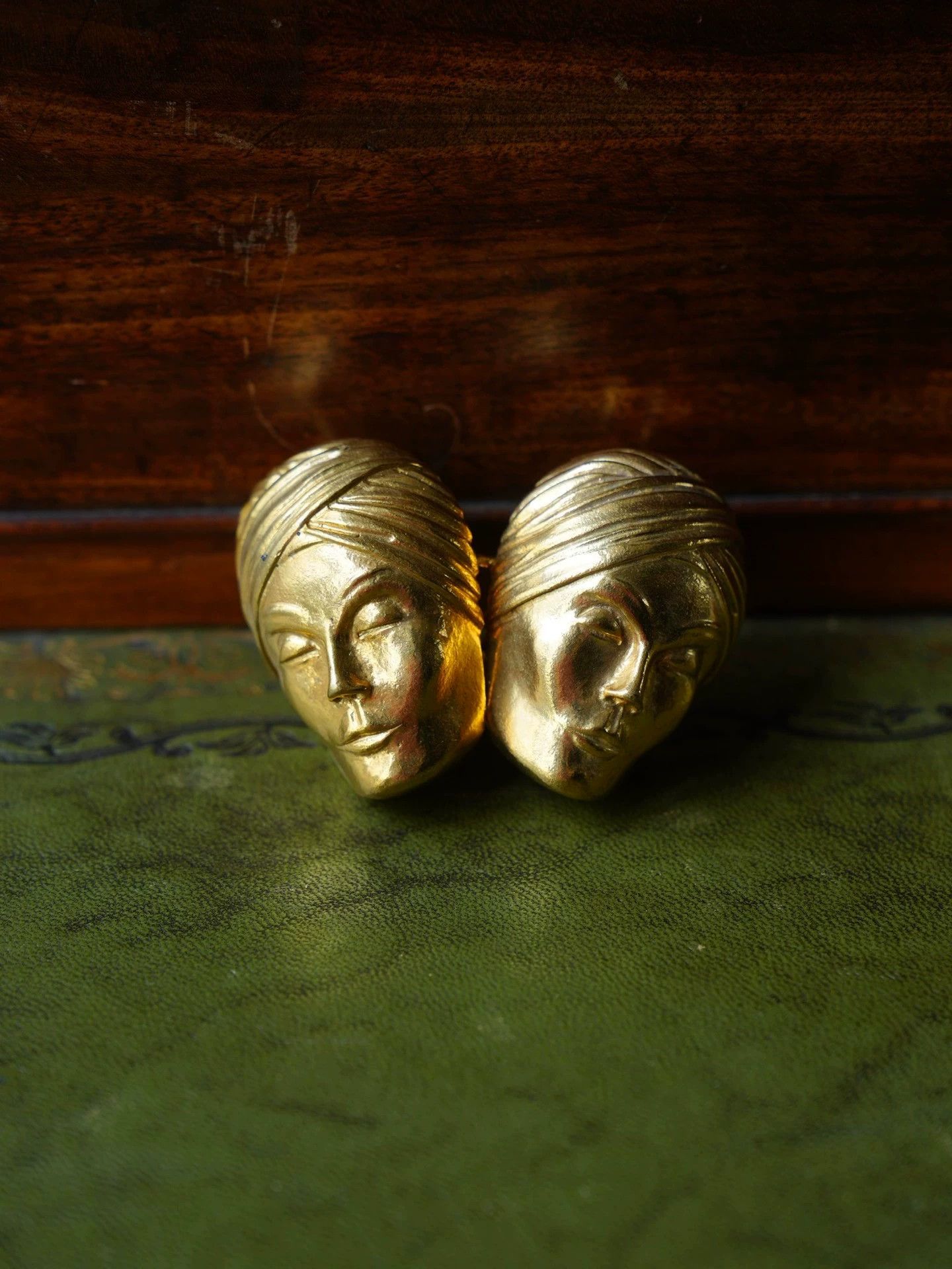 Other Isabel Canovas Turbaned Man Gold-Plated Belt Buckle Size ONE SIZE - 6 Thumbnail