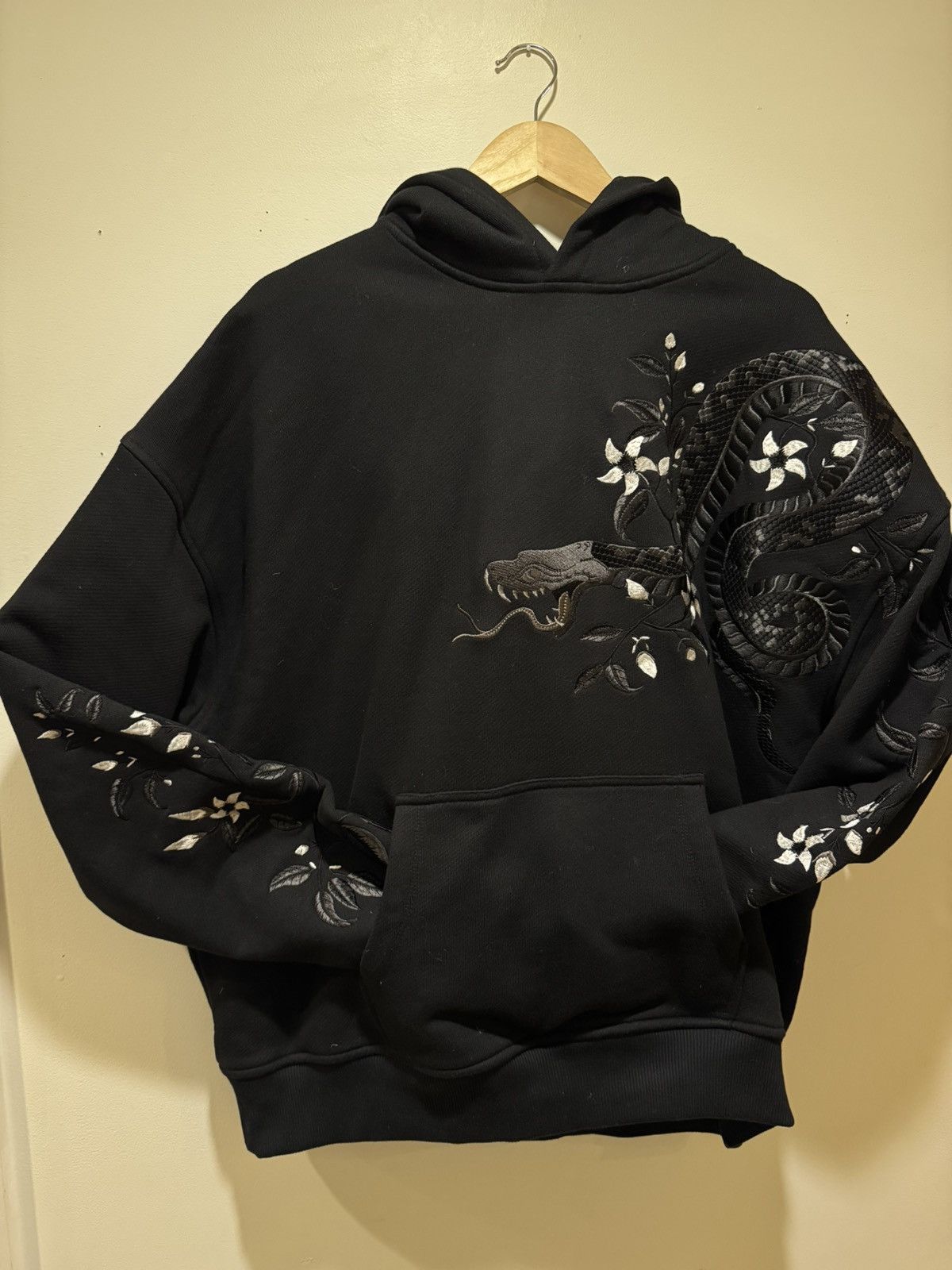 Only The Blind NIGHT PYTHON EMBROIDERED HOODIE Size US XL / EU 56 / 4 - 2 Thumbnail