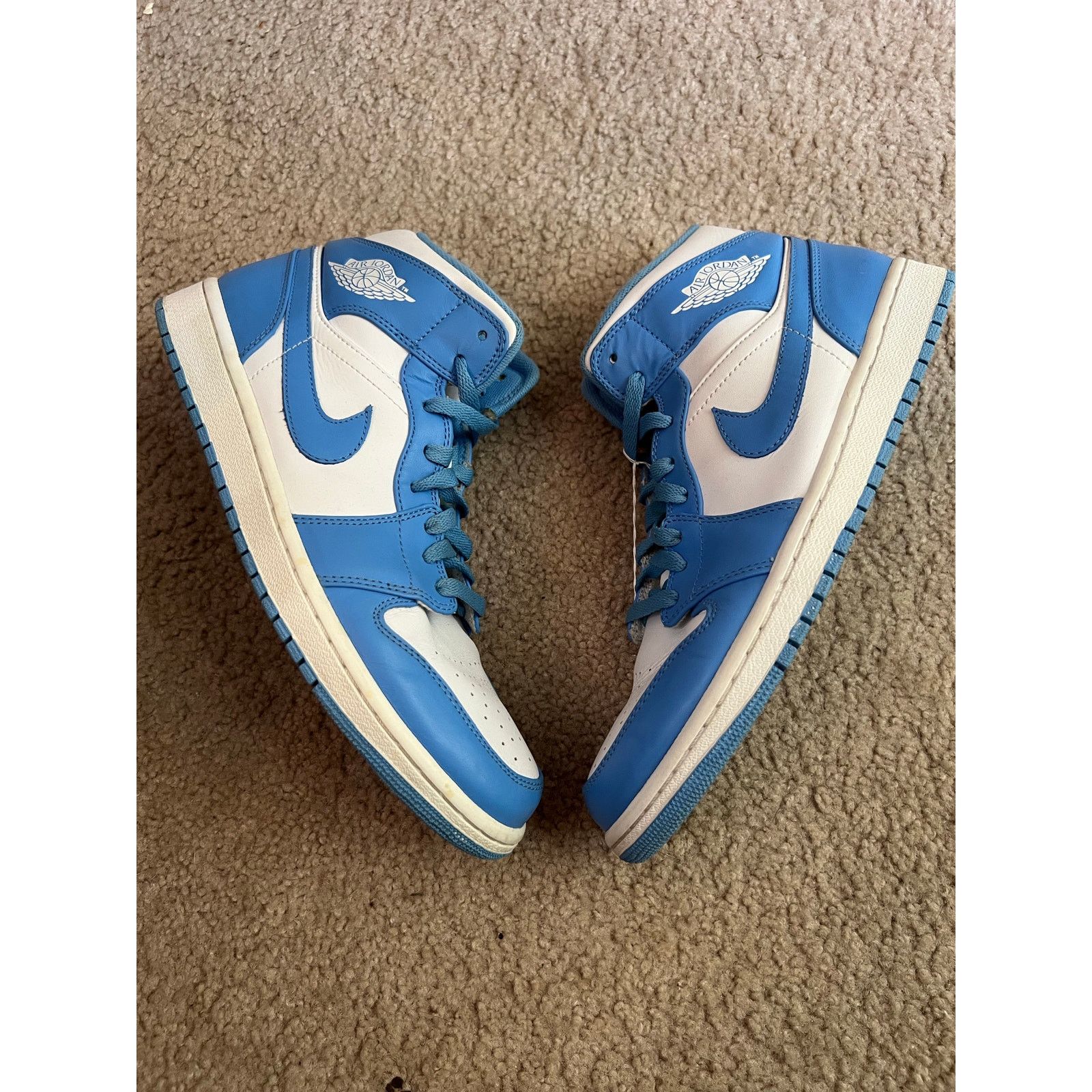 Jordan Brand Jordan 1 UNC Size 11 Size US 11 / EU 44 - 1 Thumbnail