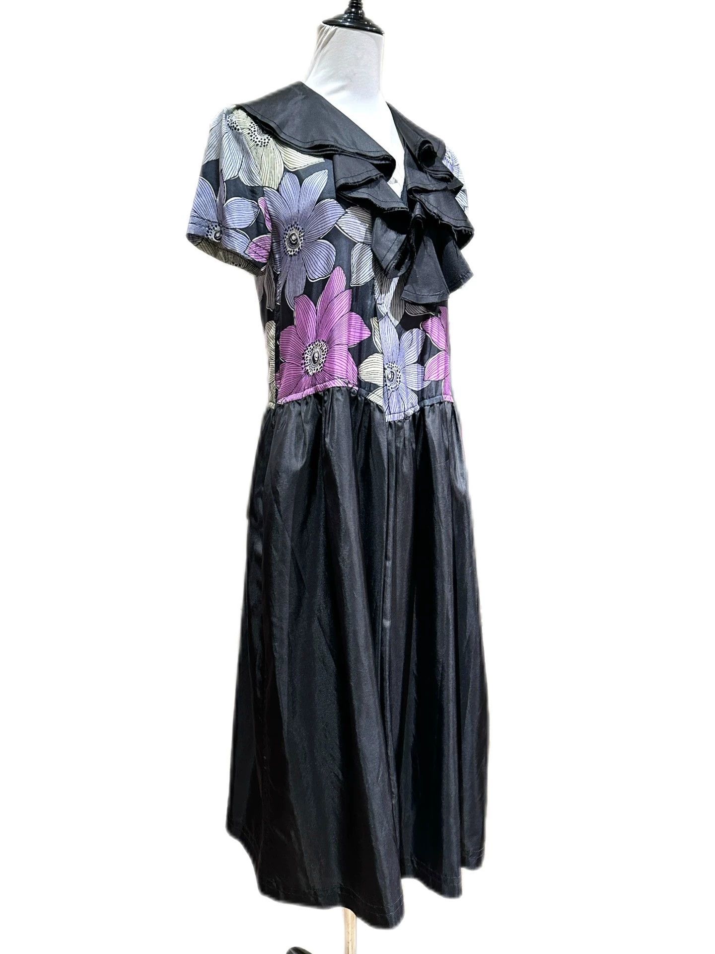 Comme des Garcons CDG Tricot AD2002 Floral Ruffle Collar Dress M Size M / US 6-8 / IT 42-44 - 1 Thumbnail
