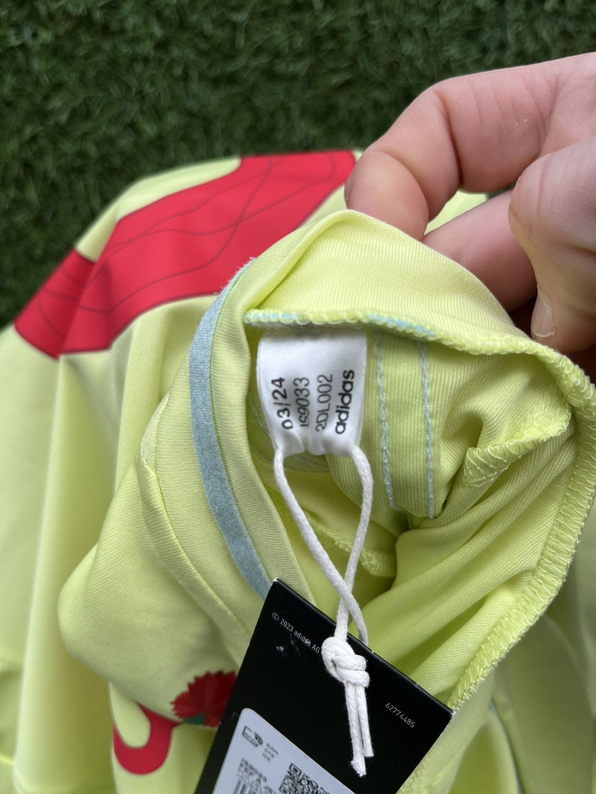 Adidas Jersey spain Lamine Yamal Size US XL / EU 56 / 4 - 13 Thumbnail