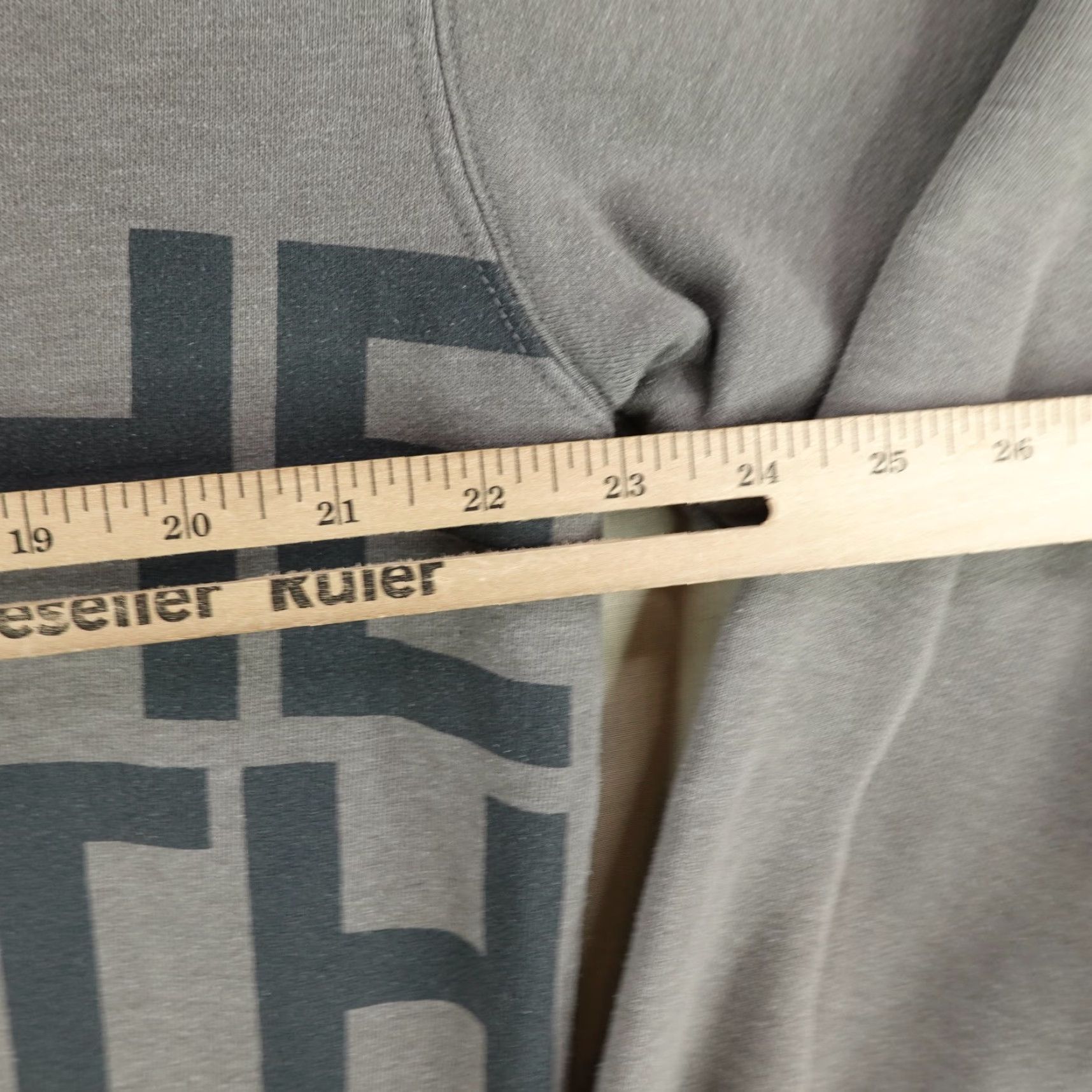 The North Face The North Face Hoodie Mens Small Gray Pullover Sweatshirt Hoodie Sweater Sweatshirt Outdoor Hiking Pockets Logo Graphic Print Cotton Polyester Fleece Size US S / EU 44-46 / 1 - 7 Thumbnail