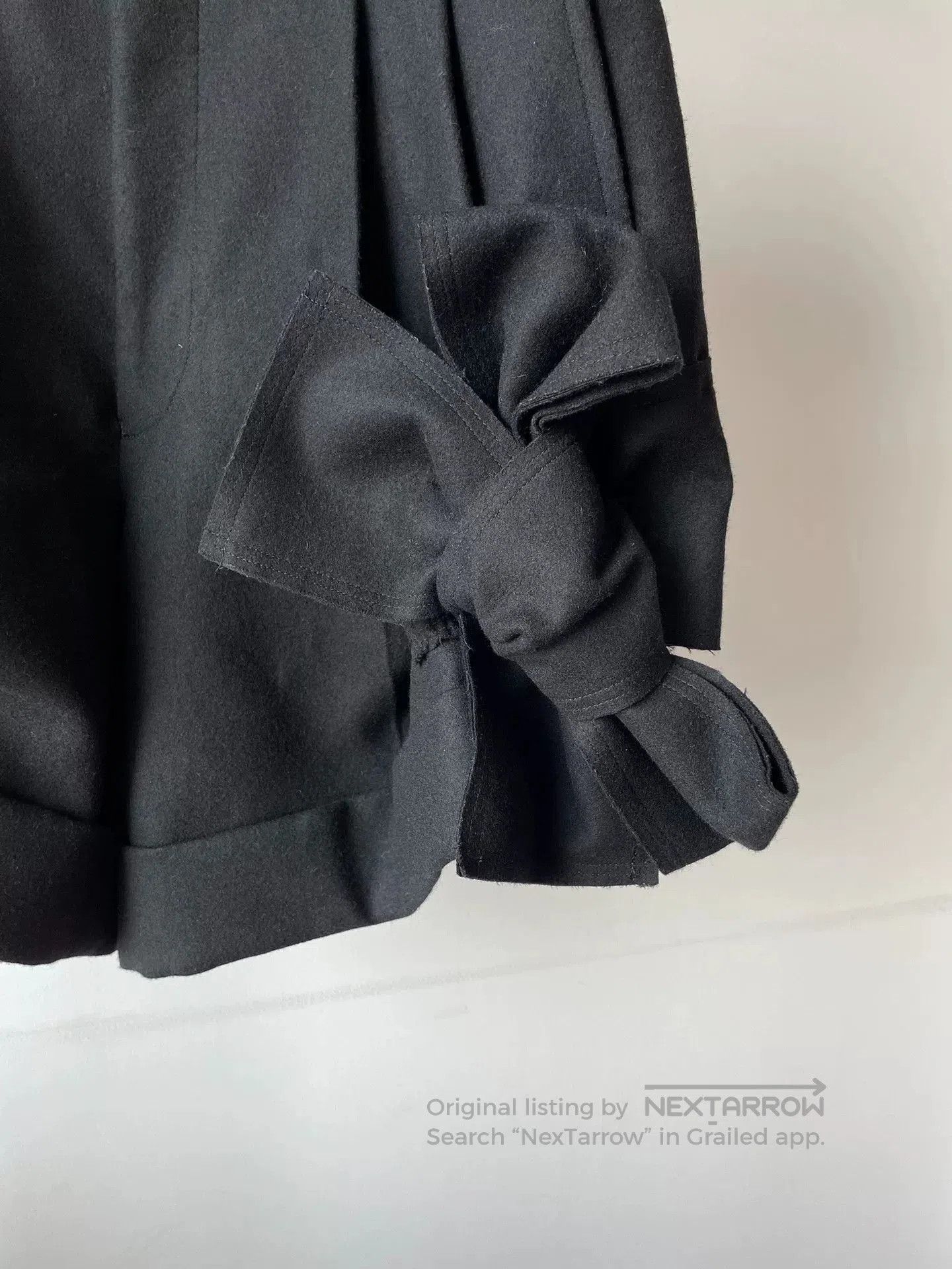 Comme des Garcons Comme des Garcons Bow Shorts. Size 35" - 3 Thumbnail