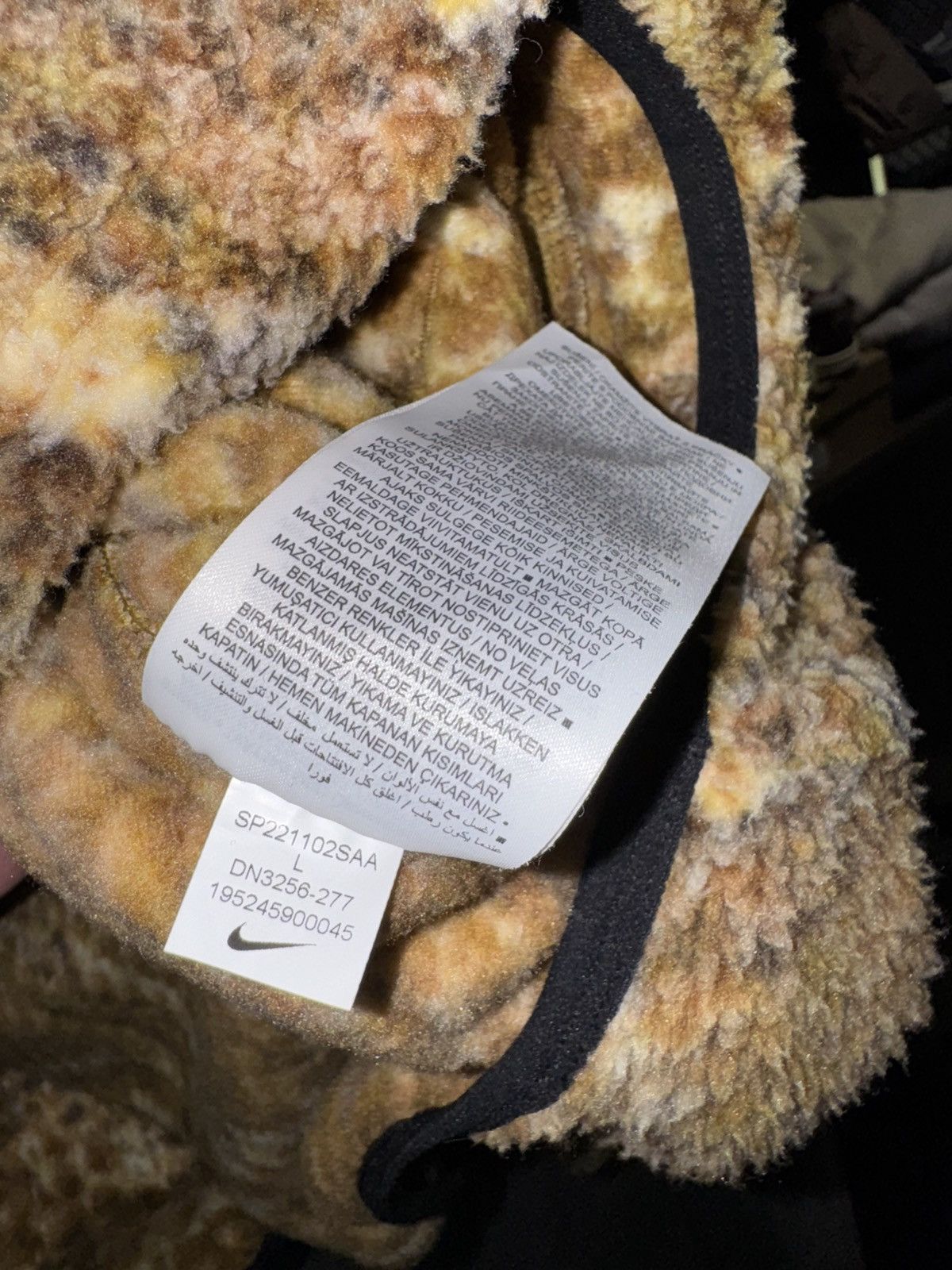 Nike ACG × Supreme Nike ACG Supreme Fleece Pullover Snakeskin Pattern Beige Size US L / EU 52-54 / 3 - 11 Thumbnail
