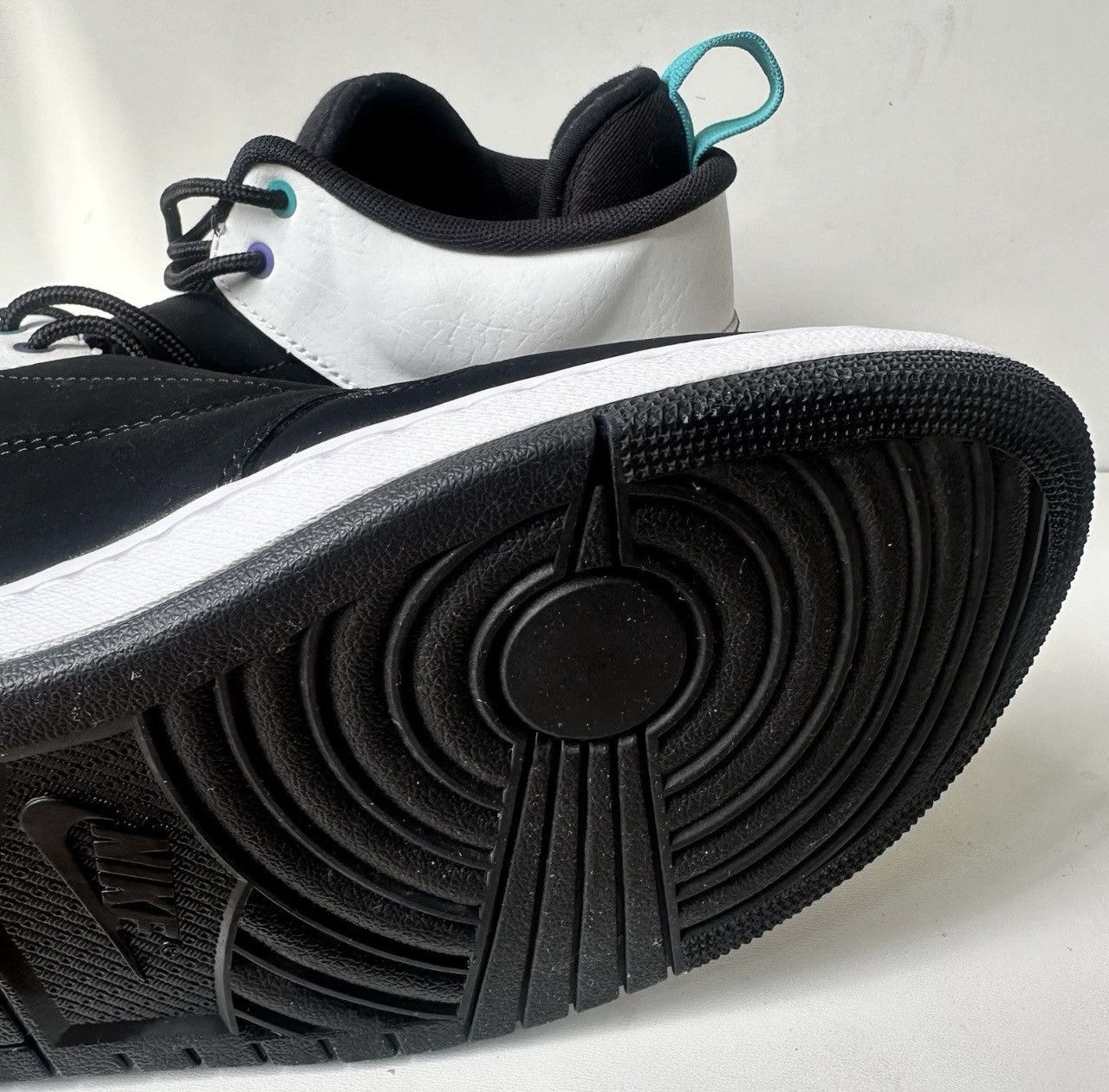 Nike Nike Men's Jordan Fadeaway Black & White Turbo Green Sz 10.5 Size US 10.5 / EU 43-44 - 13 Thumbnail