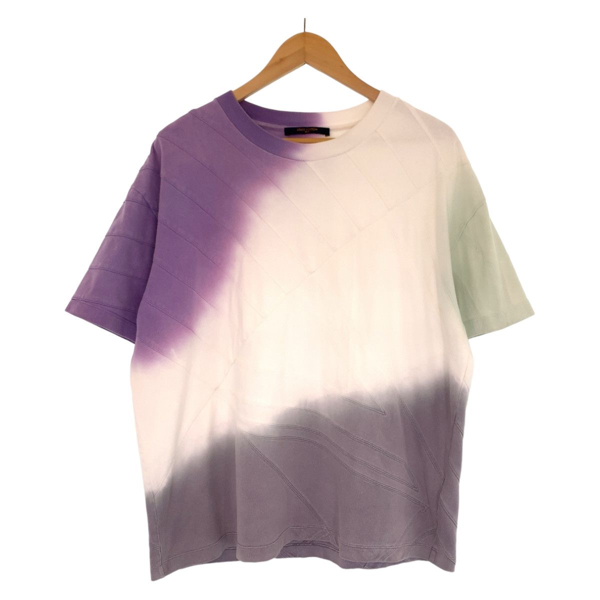 Louis Vuitton Louis Vuitton Louis Vuitton Cotton Patchwork Flags Dip T-Shirt S Cotton Tops 406603 in Very Good Condition Size ONE SIZE - 1 Thumbnail