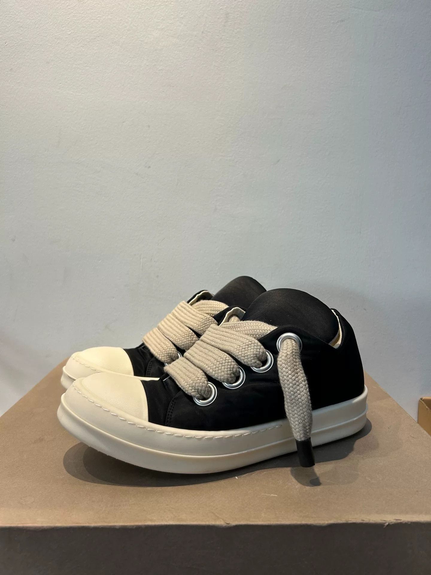 Rick Owens Drkshdw rick owens canvas low-top shoes size 38 Size US 7.5 / EU 40-41 - 1 Thumbnail