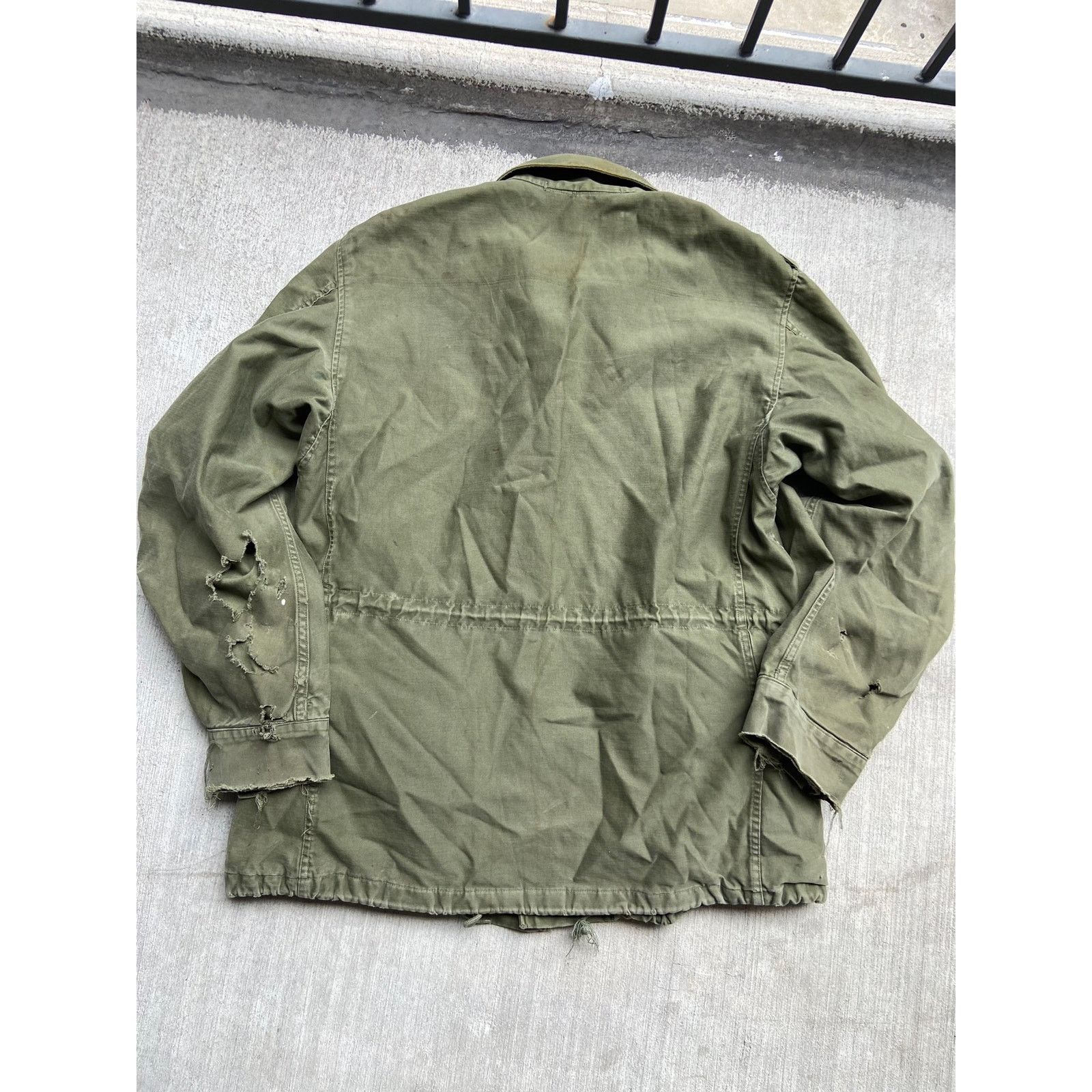 Vintage Vintage 50's Military Green Field Jacket M-1951 OG-107 Size US M / EU 48-50 / 2 - 2 Thumbnail