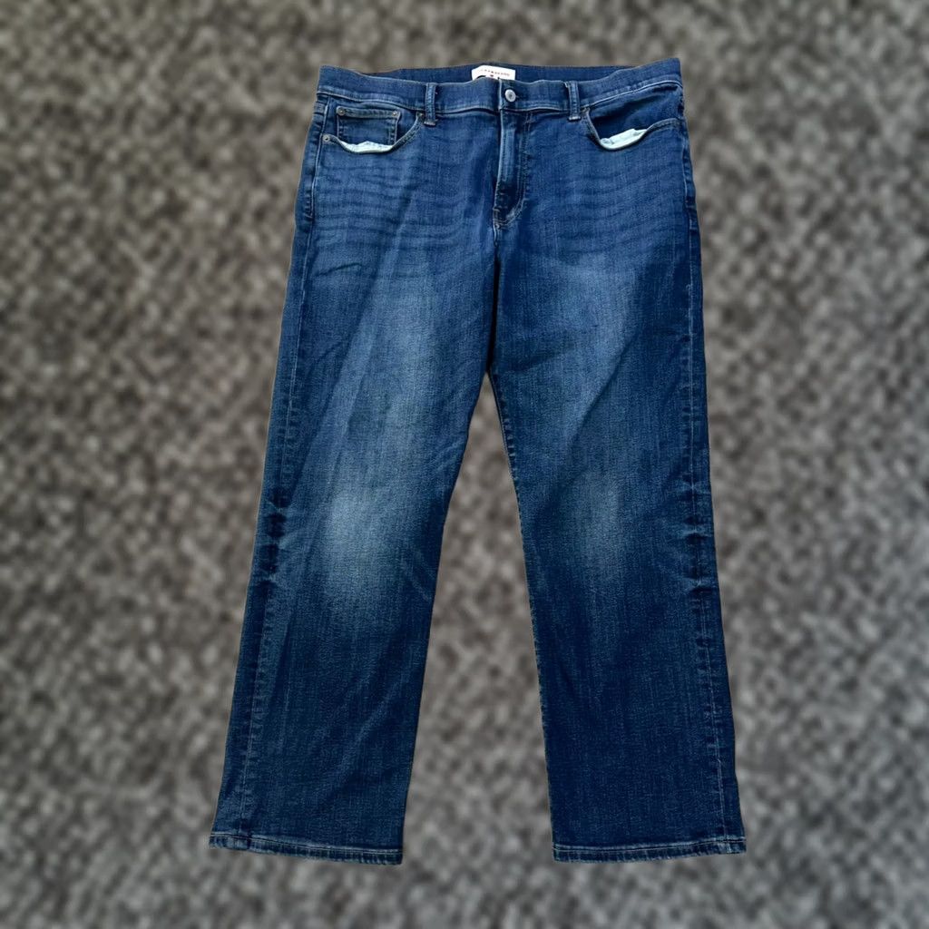 Lucky Brand Lucky Brand 363 Jeans Mens 36x30 Blue Denim Straight 5-Pocket Regular Rise Mid Vintage: No (adjusted for clarity) Size US 36 / EU 52 - 1 Thumbnail