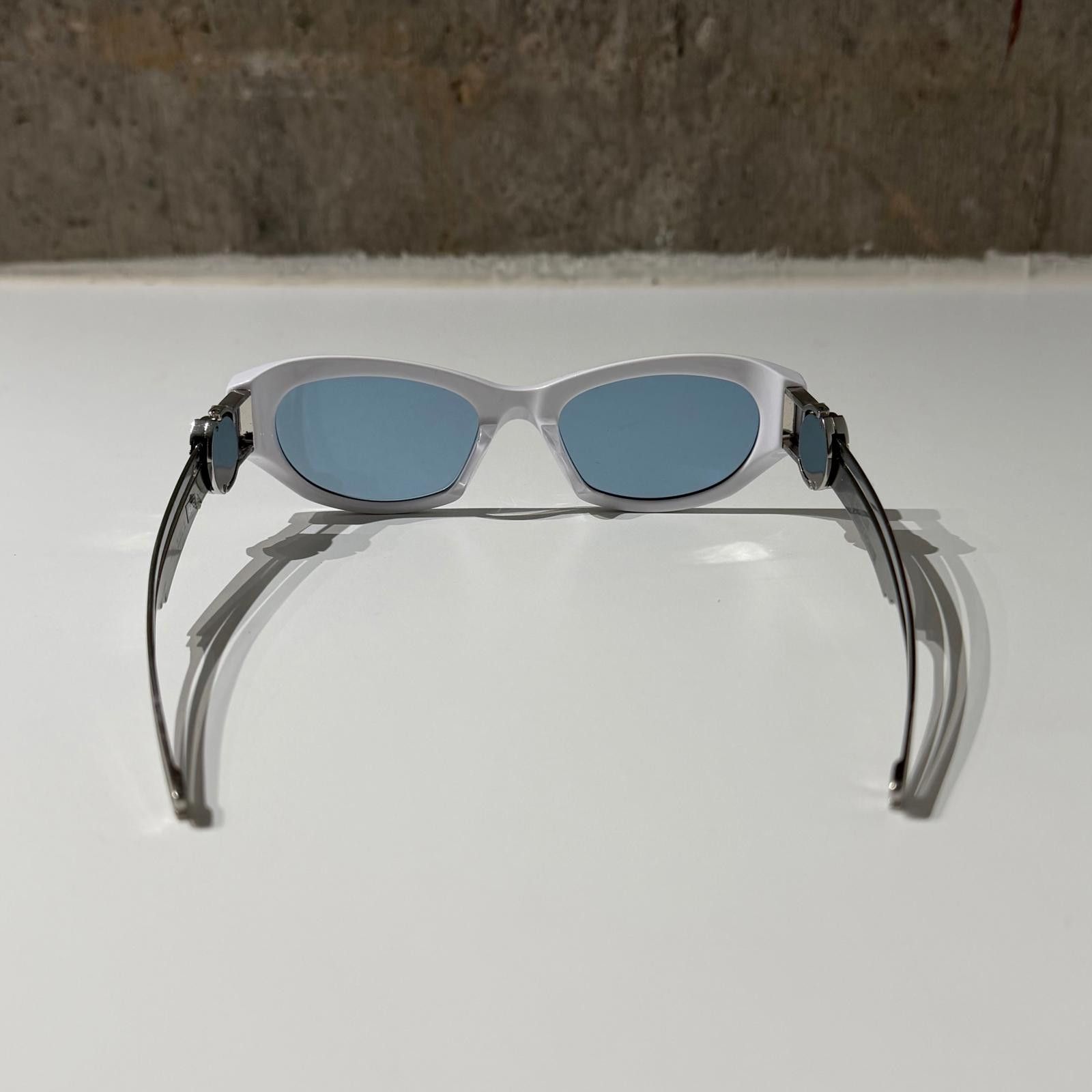 Gentle Monster Gentle Monster X Moncler Swipe 1 Sunglasses Size ONE SIZE - 2 Thumbnail