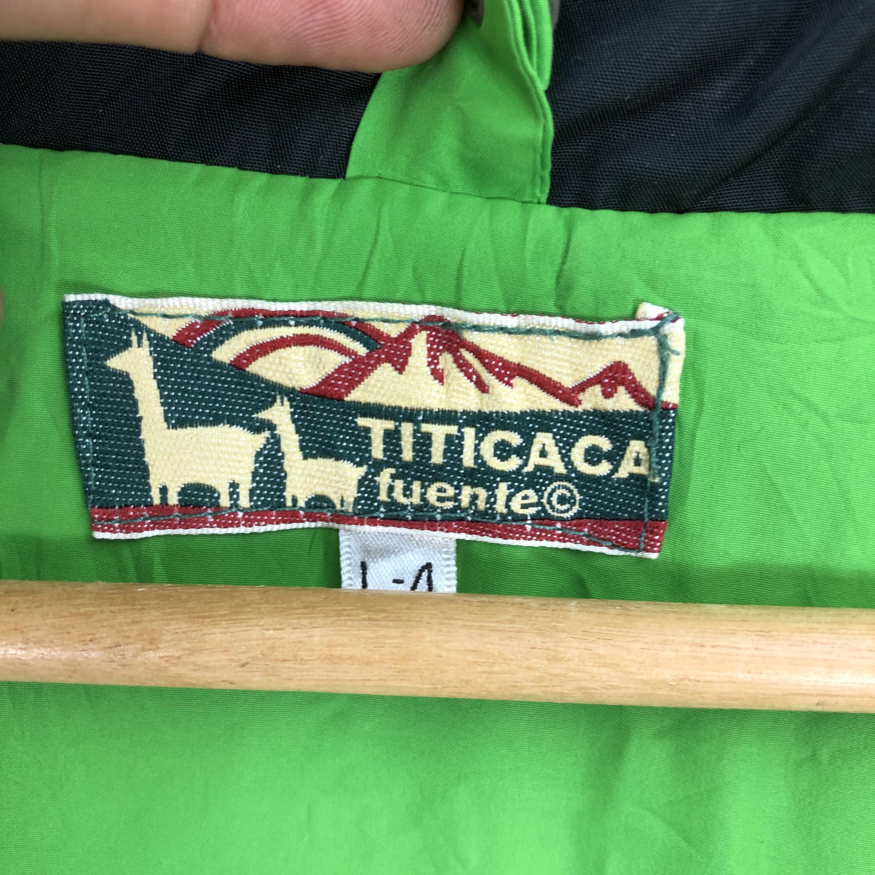 Japanese Brand × Vintage Vintage Titicaca Windbreaker Hoodie Coach Jackets Size US L / EU 52-54 / 3 - 11 Thumbnail
