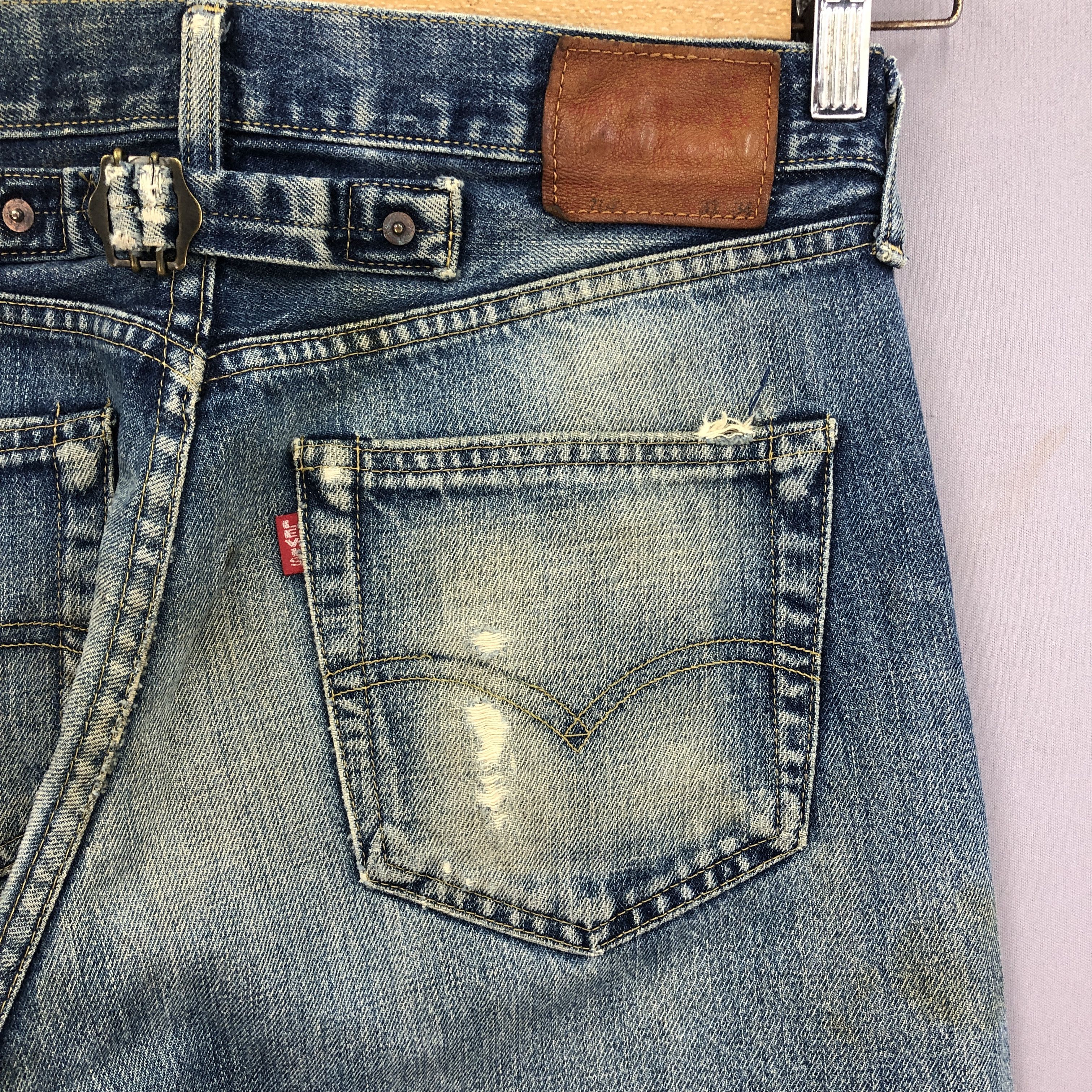 Levi's Vintage Levis 702 Selvedge Jeans Levi's Ripped Faded Denim Size US 30 / EU 46 - 5 Thumbnail