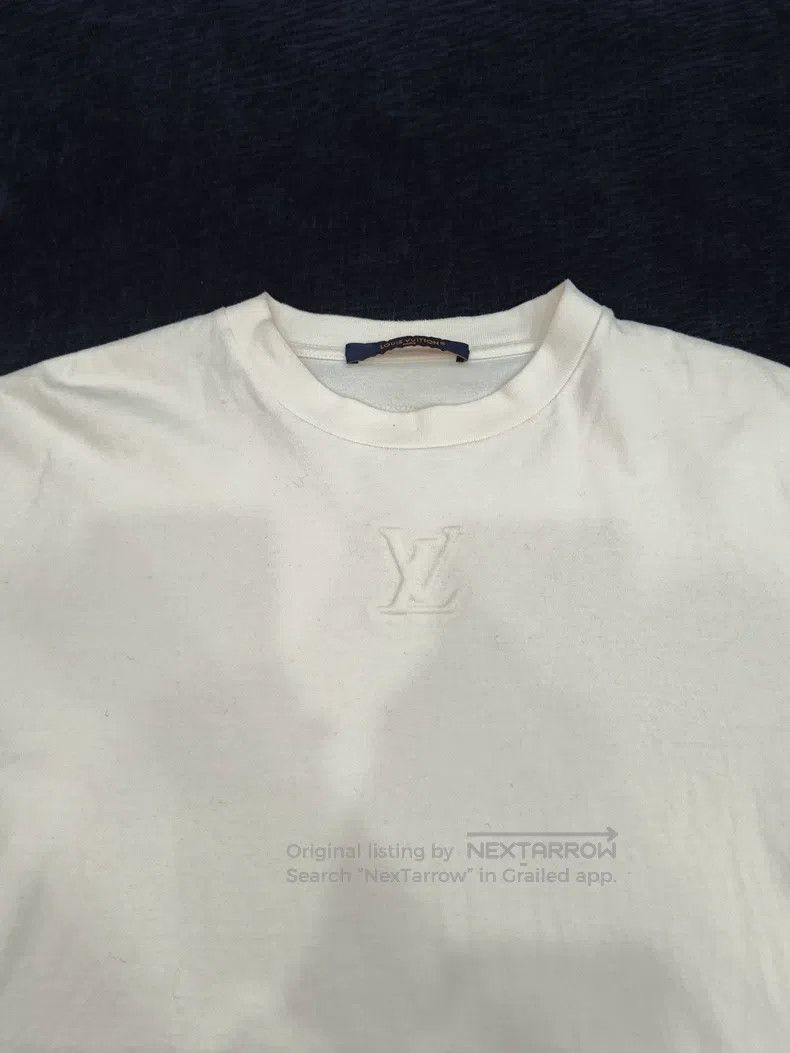 Louis Vuitton Louis Vuitton 25 new Louis Vuitton white embossed logo sho Size US S / EU 44-46 / 1 - 3 Thumbnail