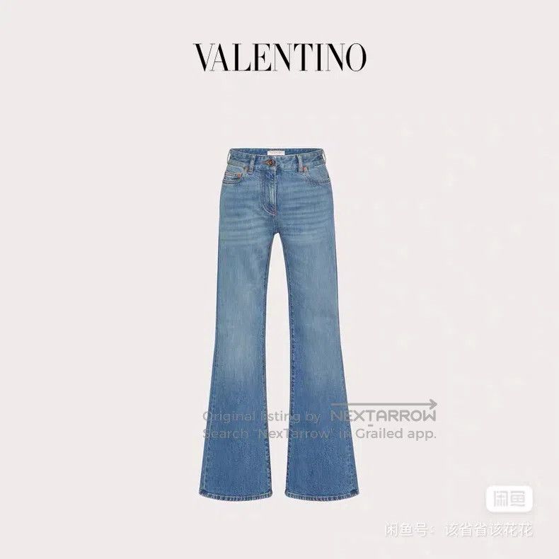 Valentino Valentino Mid-rise bootcut jeans Size 30" / US 8 / IT 44 - 1 Thumbnail