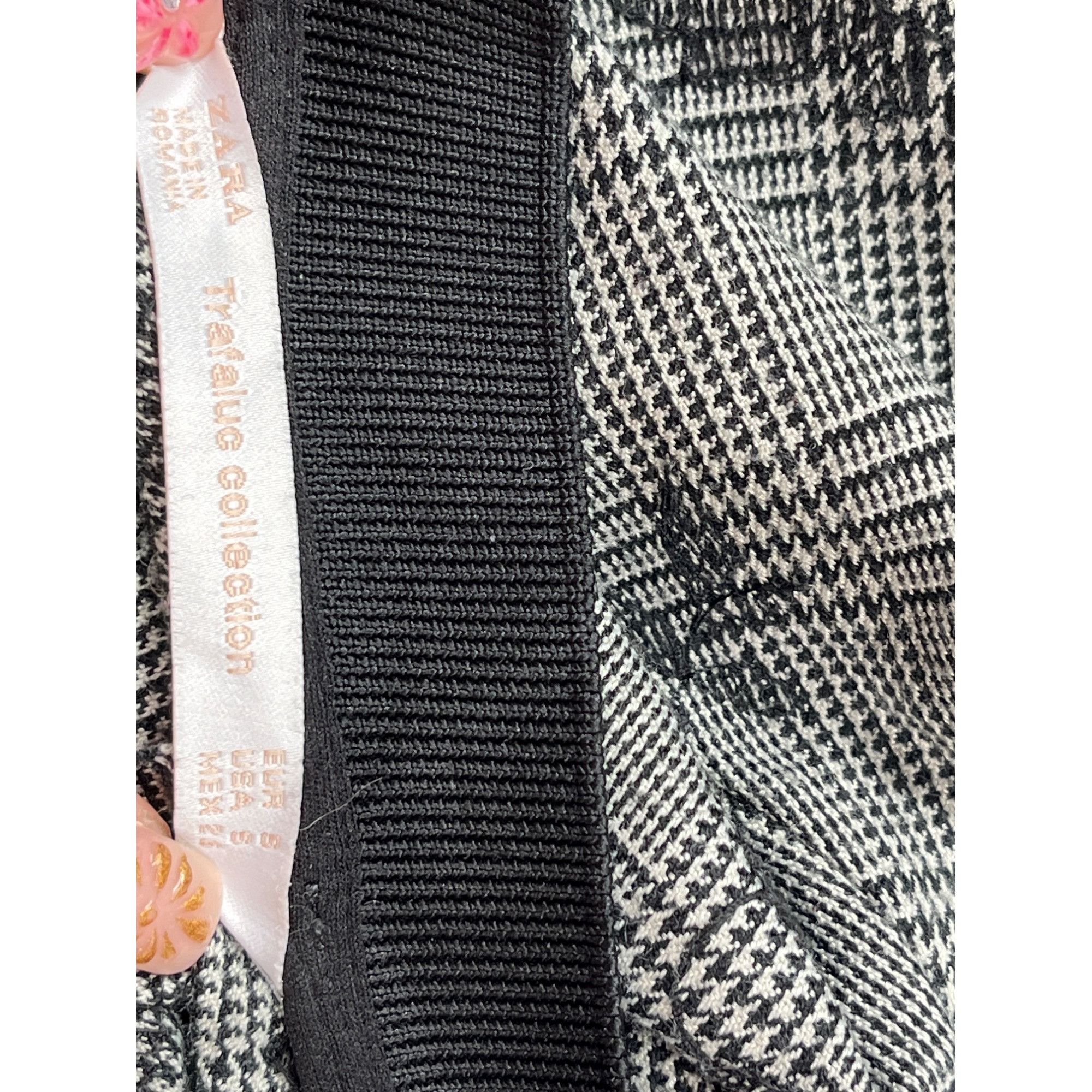 Zara Zara SKU 7888 Vintage Inspired Black White Floral Plaid Long Size S / US 4 / IT 40 - 9 Thumbnail