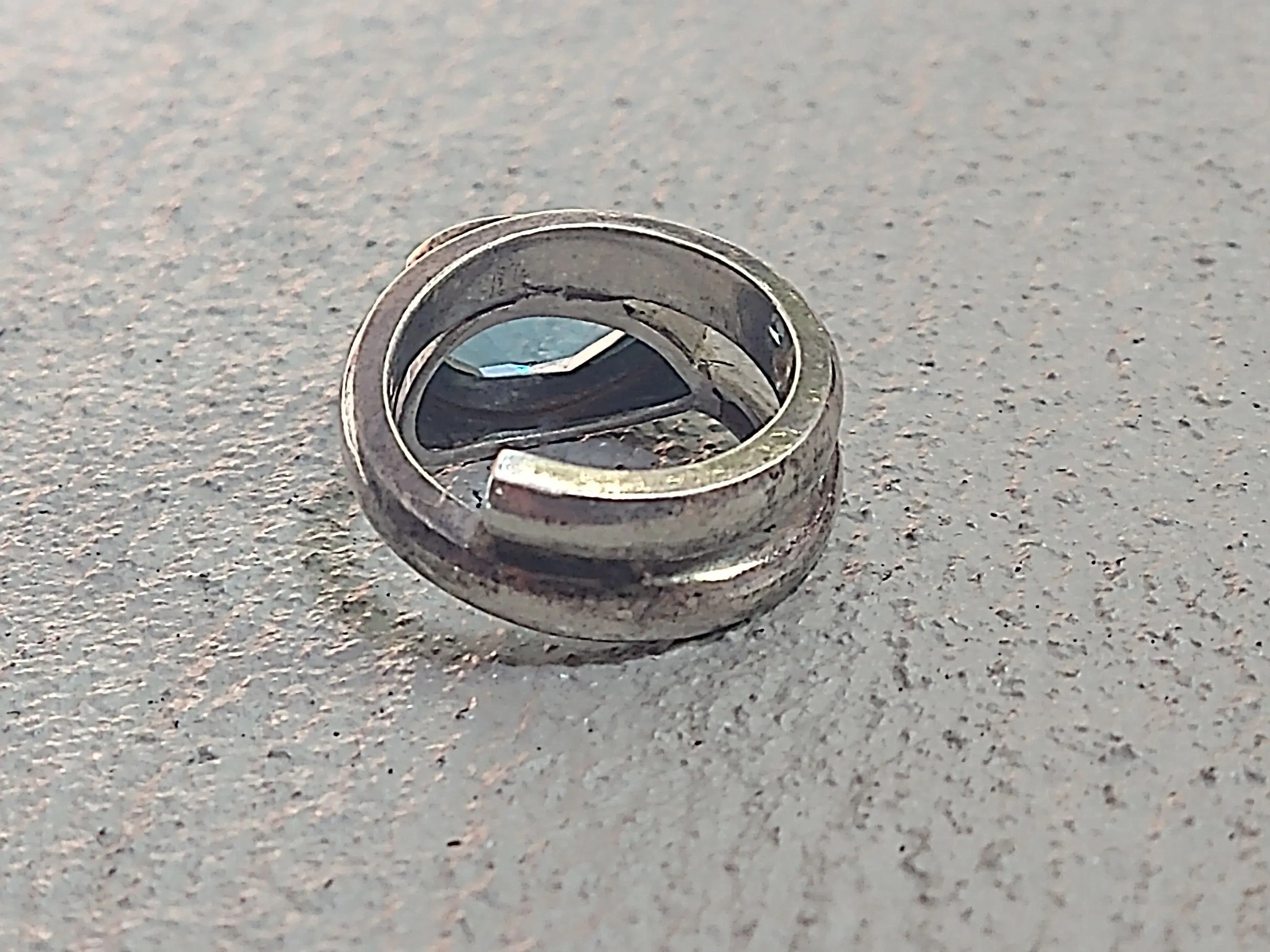Jewelry × Vintage Vintage Sterling Silver Ring Blue Topaz Pejois 6.5 Abstract Size ONE SIZE - 7 Thumbnail