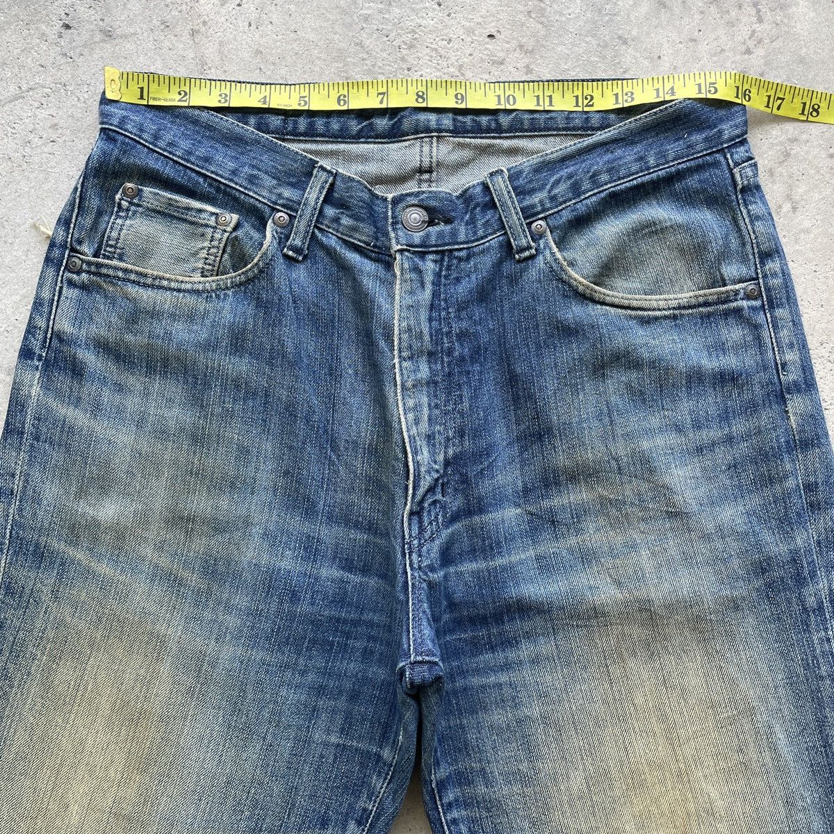 Japanese Brand Vintage Japanese Rusty Wash Distressed Faded Jeans Pants W32 Size US 32 / EU 48 - 5 Thumbnail