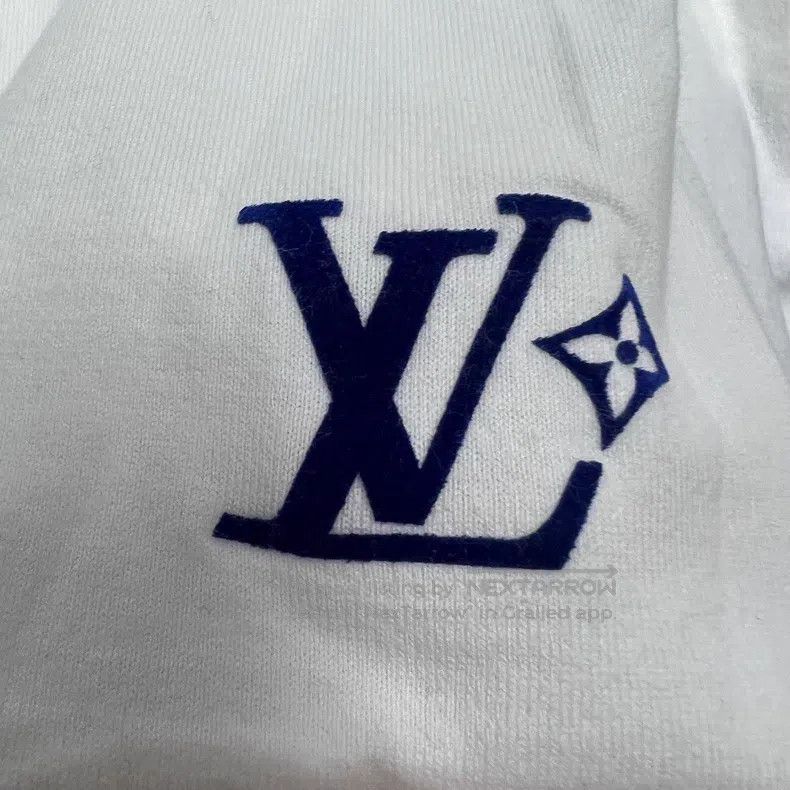 Louis Vuitton Louis Vuitton 25 New Earth Letter Flocked Short Sleeves Size US S / EU 44-46 / 1 - 4 Thumbnail