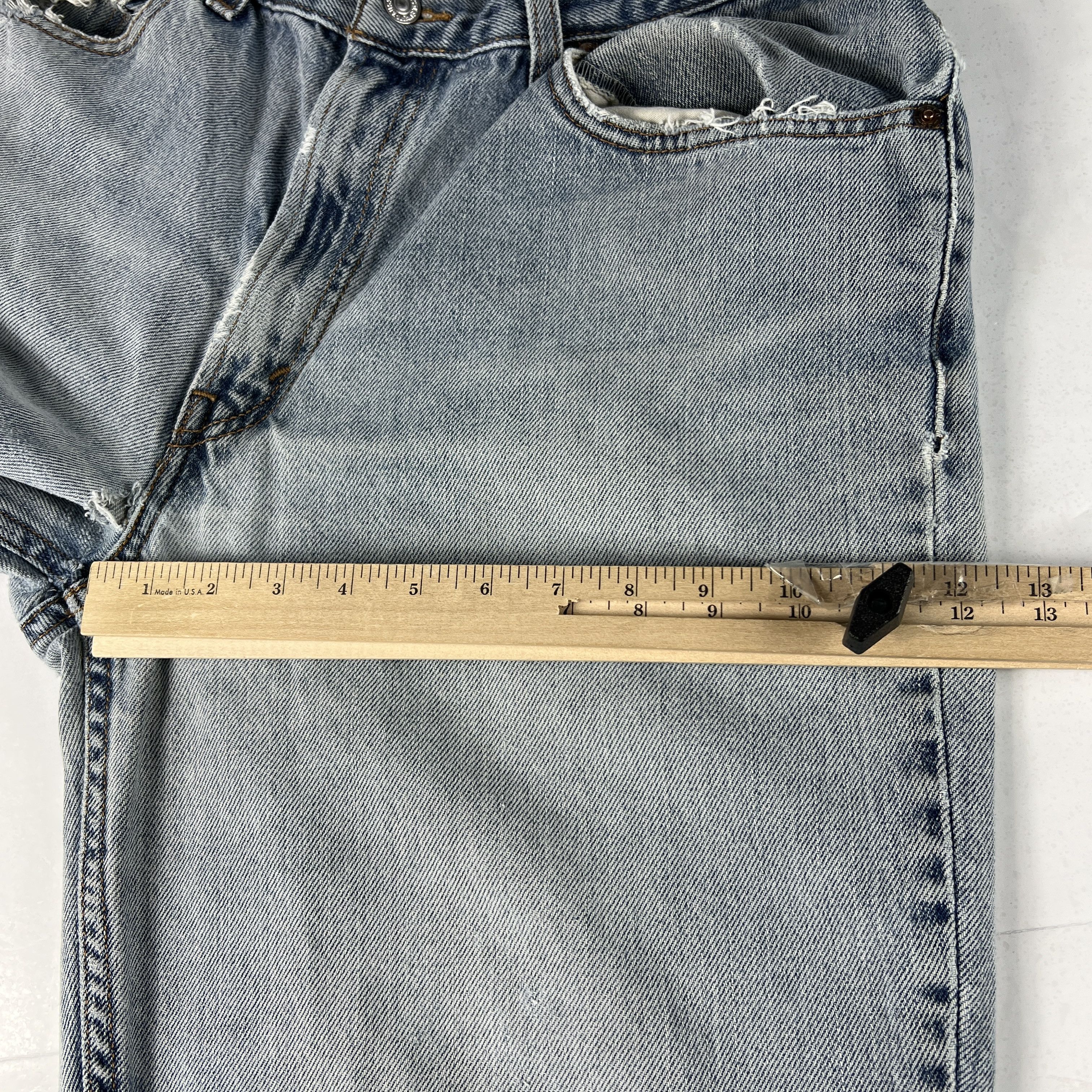 Levi's × Vintage Y2K Levi's Jeans 560 Loose Taper Blue Grunge Denim Size US 33 - 22 Thumbnail