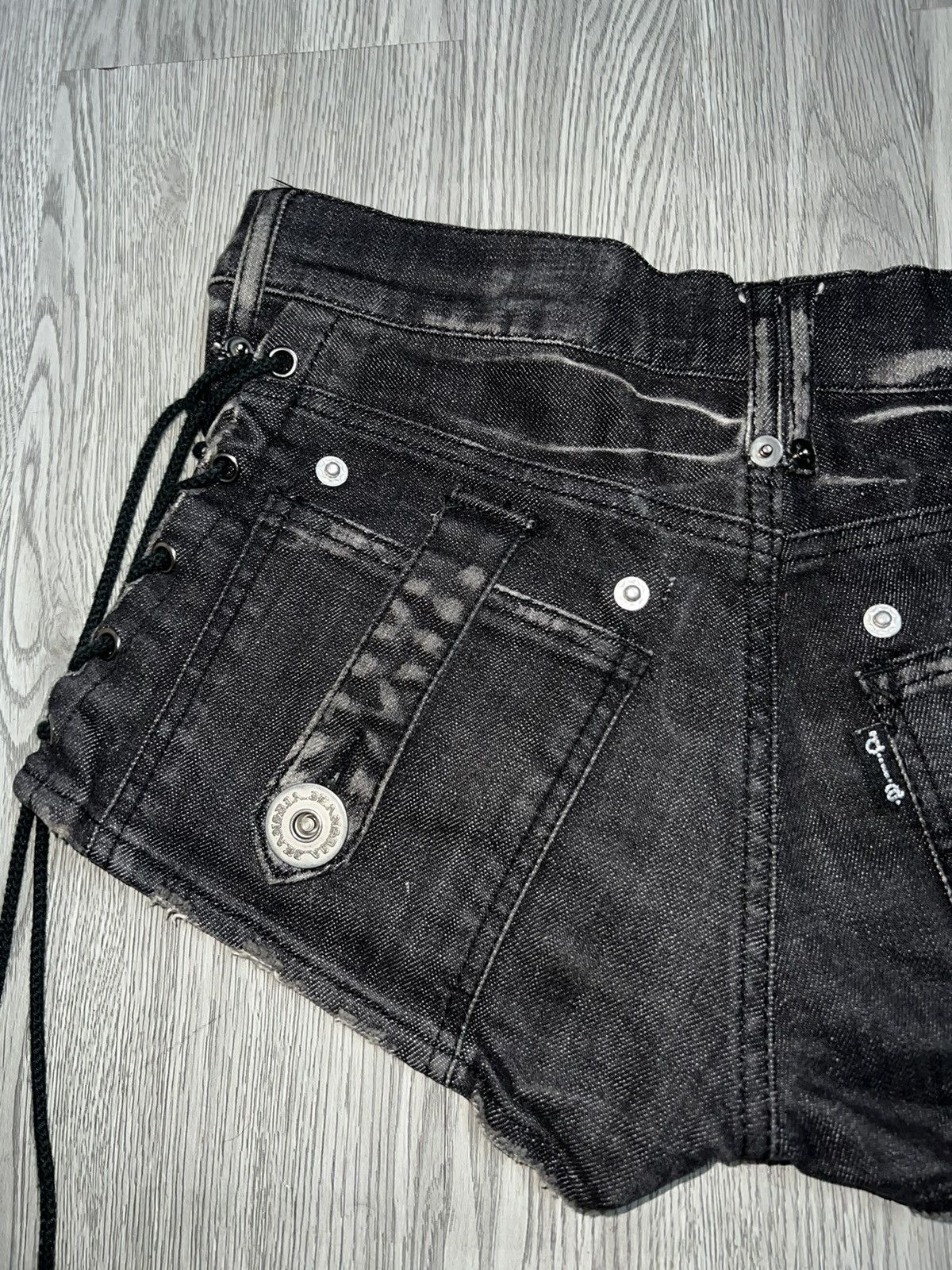Japanese Brand D.i.a gyaru black denim short 🖤🦋 Size 24" / US 00 / IT 34 - 13 Thumbnail