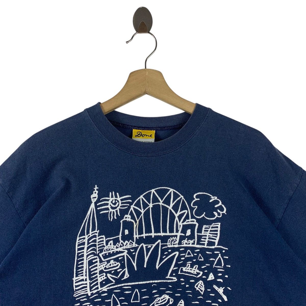 Vintage Vintage KEN DONE Australian down under art tee Size US L / EU 52-54 / 3 - 2 Thumbnail
